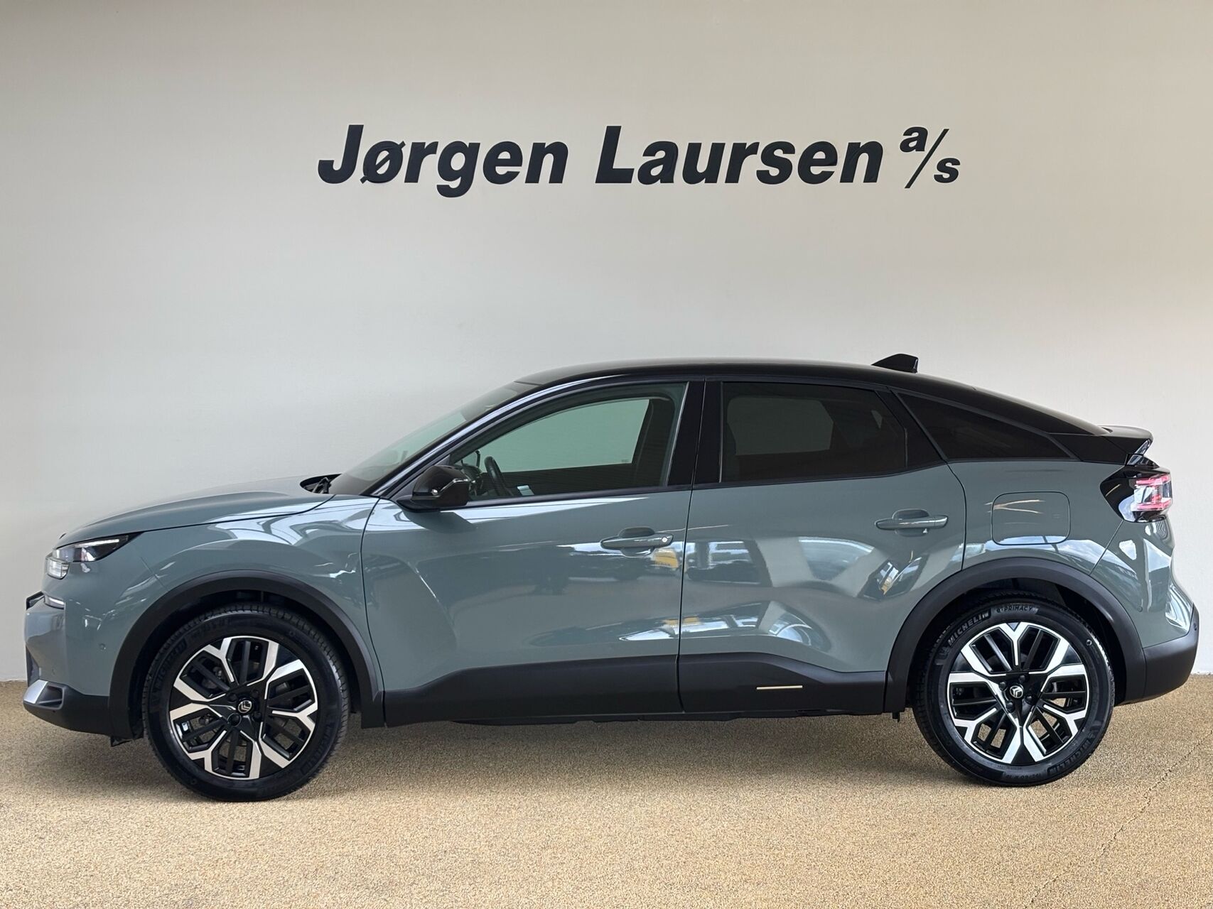 Billede af Citroën e-C4 EL Max 156HK 5d Aut.