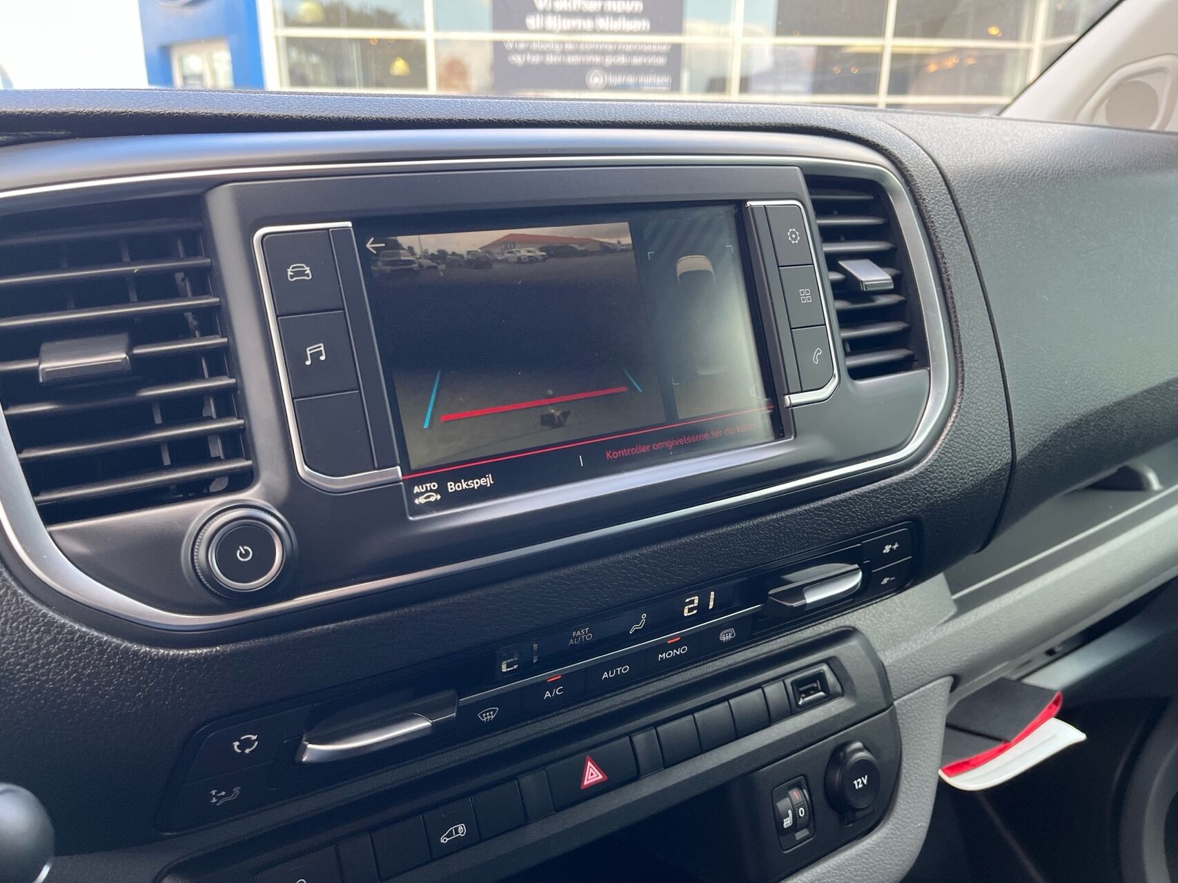 Billede af Citroën Jumpy L3 2,0 Blue HDi Masterline EAT8 180HK Van 8g Aut.