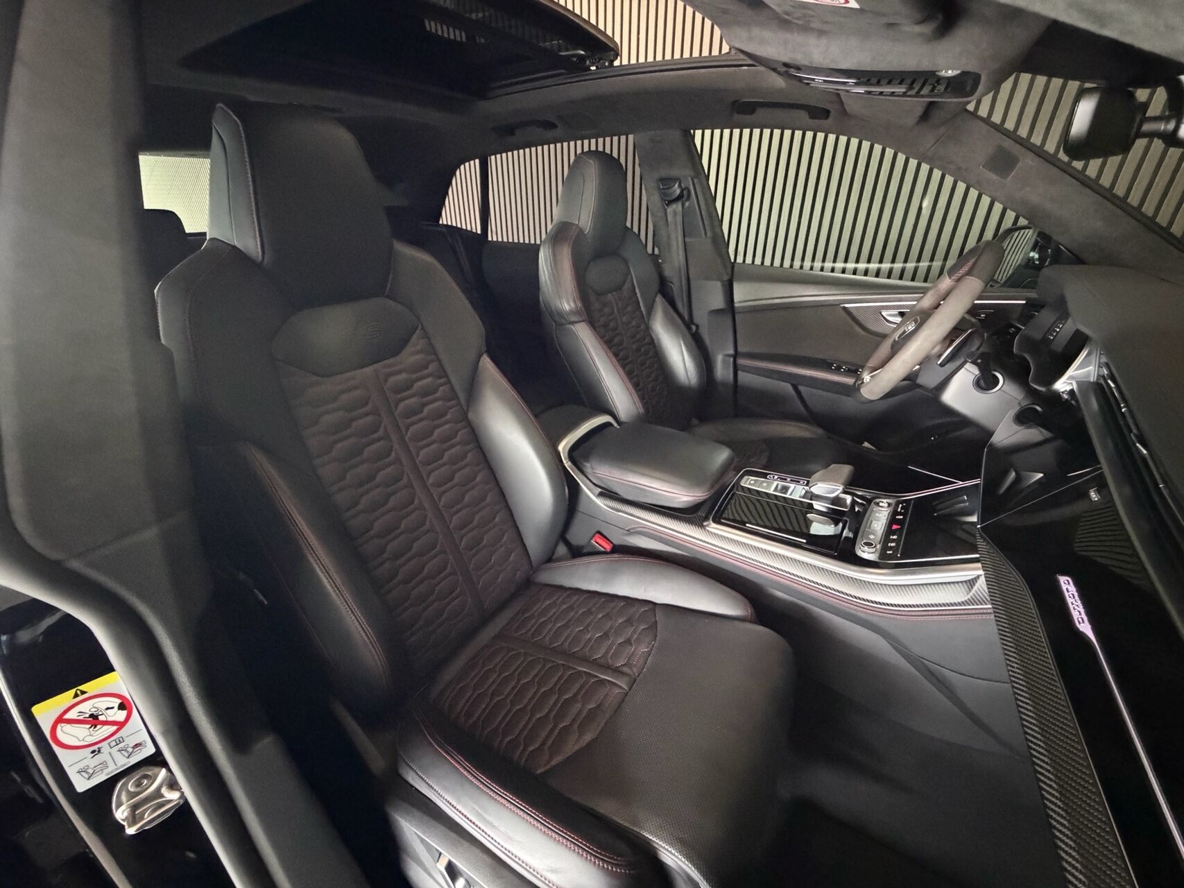 Billede af Audi RS Q8 4,0 TFSI Quattro Tiptr. 600HK 5d 8g Aut.