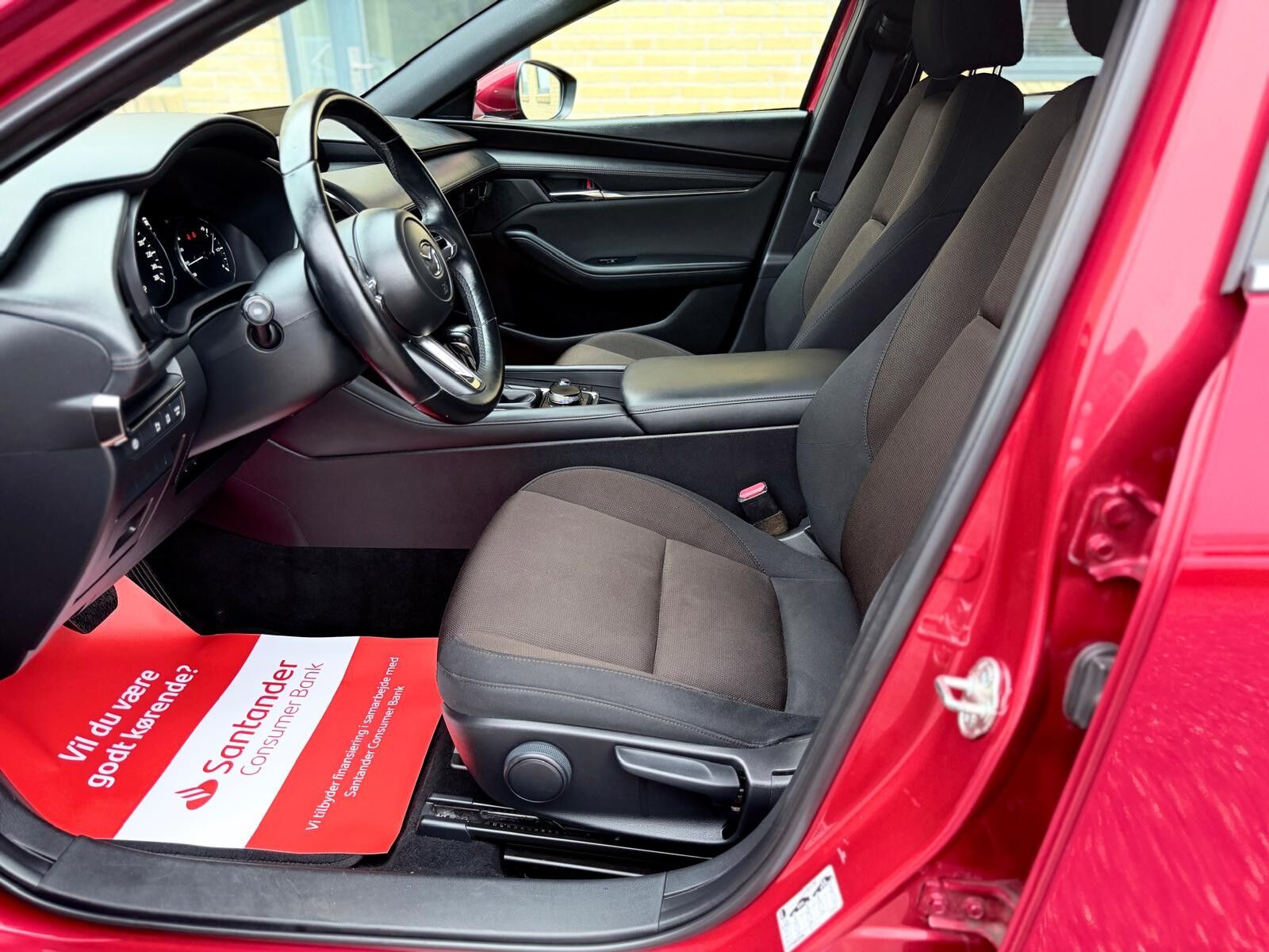 Billede af Mazda 3 2,0 Skyactiv-G  Mild hybrid Sky 122HK 5d 6g Aut.