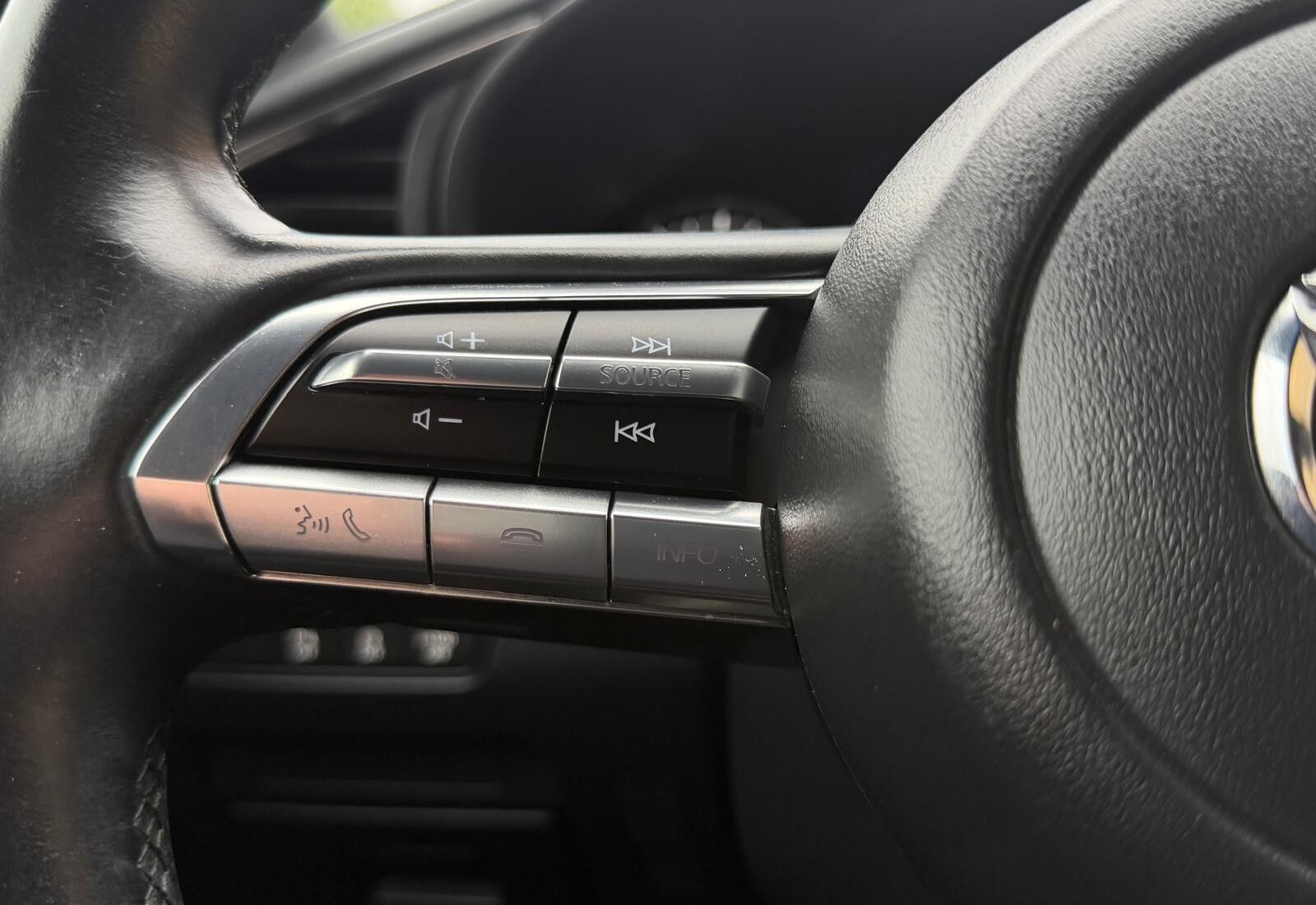 Billede af Mazda 3 2,0 Skyactiv-G  Mild hybrid Sky 122HK 5d 6g Aut.