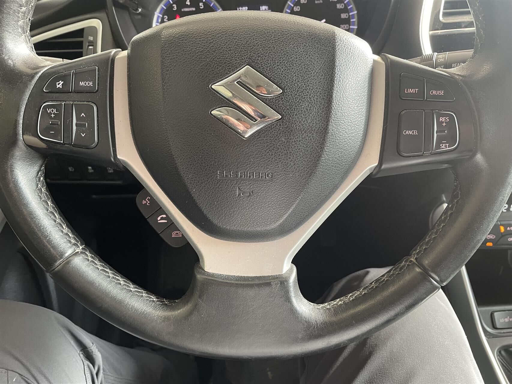 Billede af Suzuki S-Cross 1,0 Boosterjet Active 112HK 5d