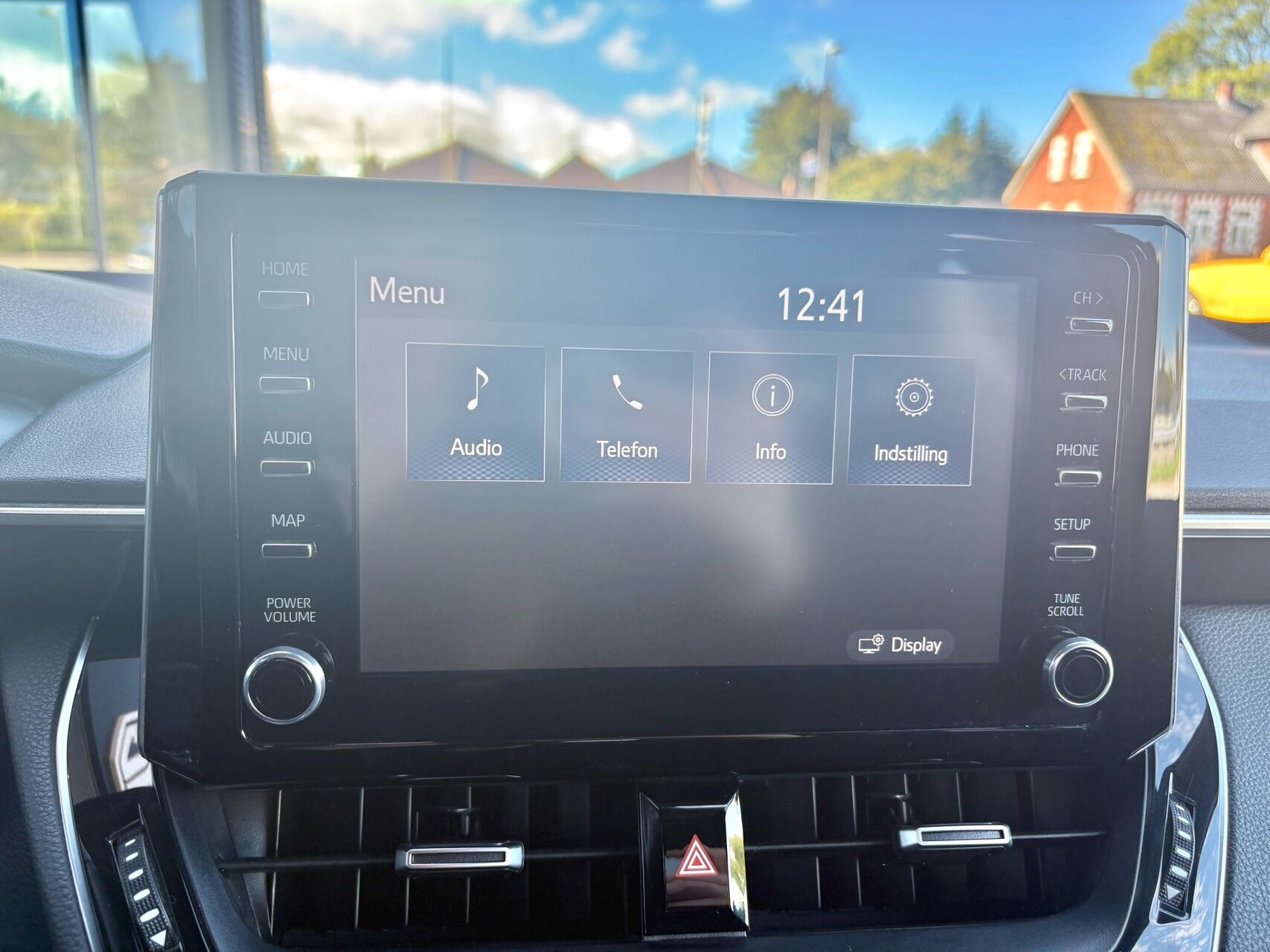 Billede af Toyota Corolla Touring Sports 2,0 Hybrid H3 Premium E-CVT 180HK Stc 6g Aut.