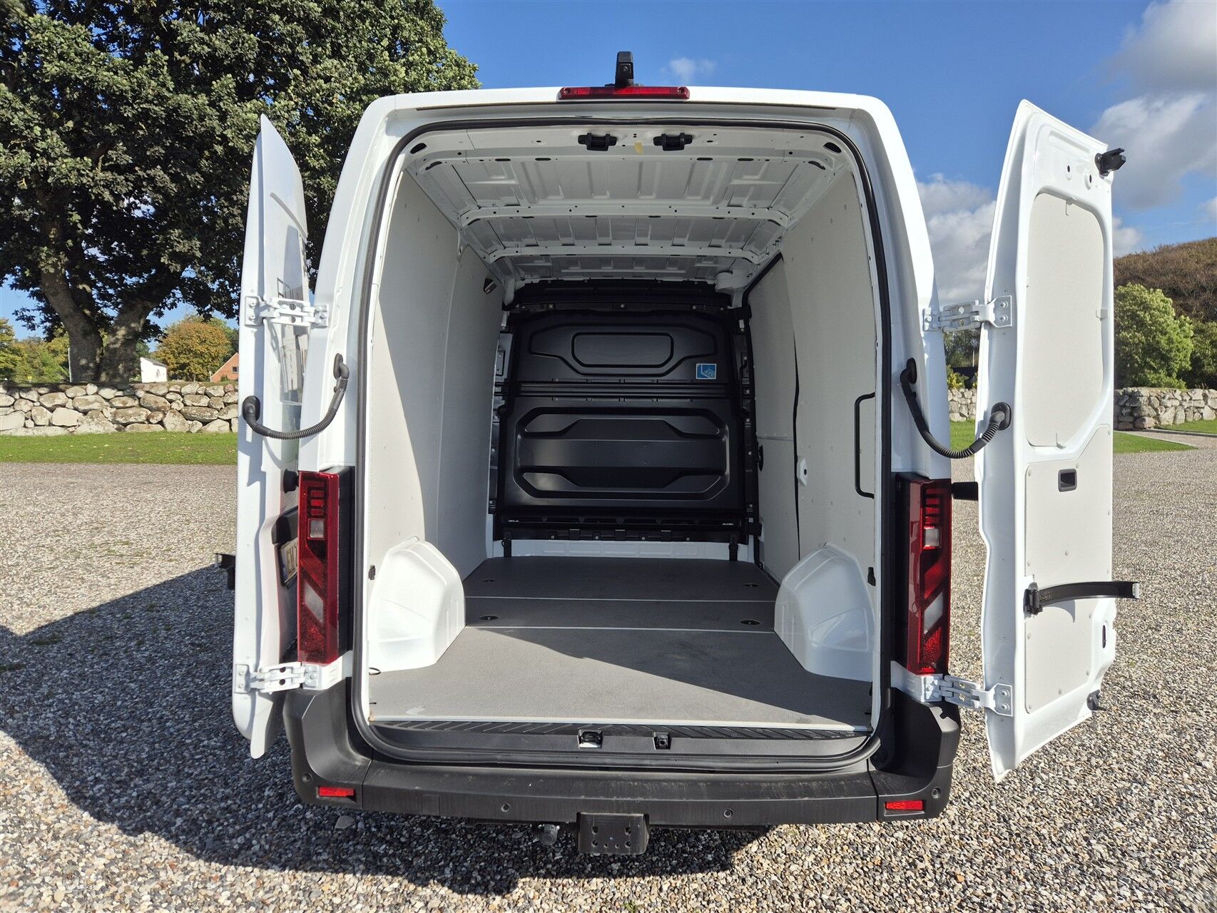 Billede af Nissan Interstar L2H2 EL Tekna 141HK Van Aut.