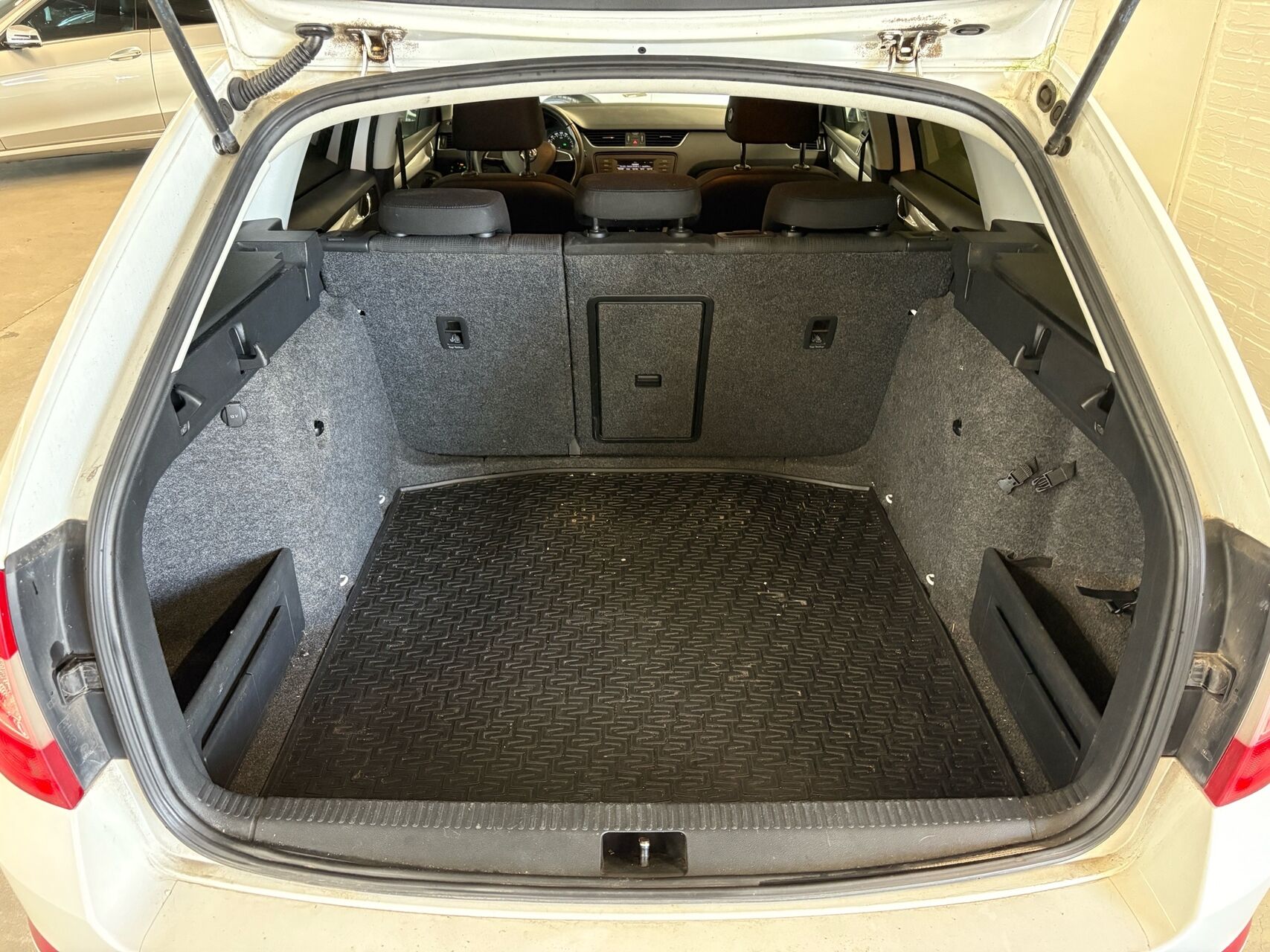 Billede af Skoda Octavia Combi 1,4 TSI Elegance DSG 140HK Stc 7g Aut.