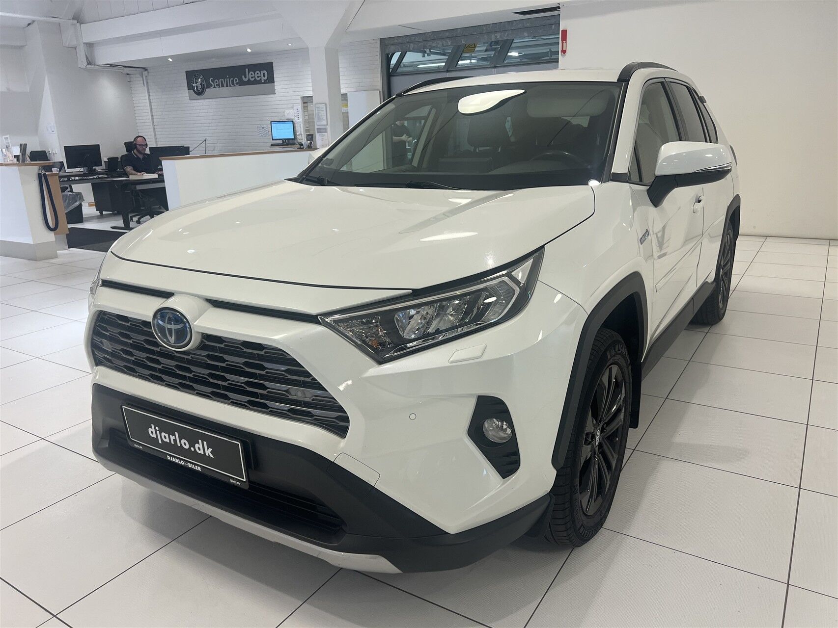 Billede af Toyota RAV4 2,5 Hybrid H3 Business 218HK 5d 6g Aut.