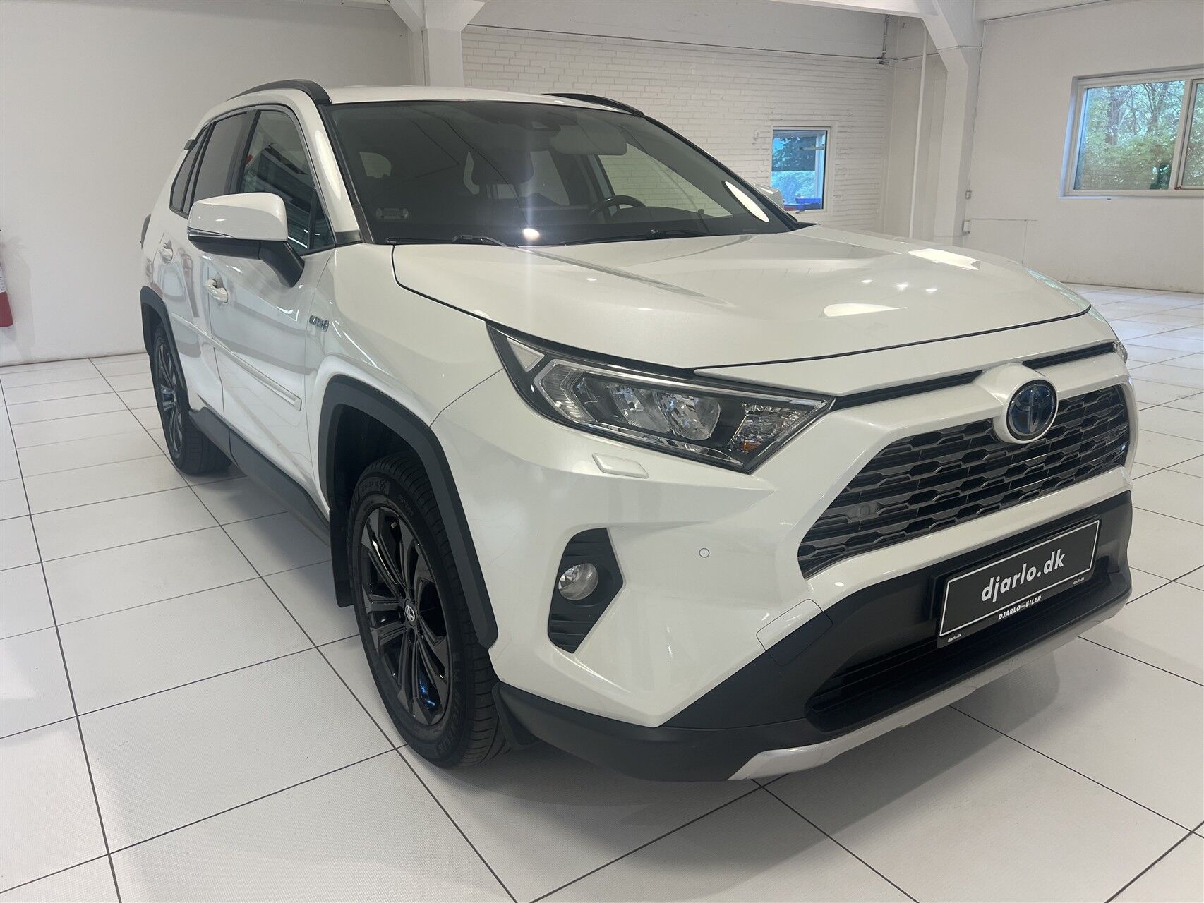 Billede af Toyota RAV4 2,5 Hybrid H3 Business 218HK 5d 6g Aut.