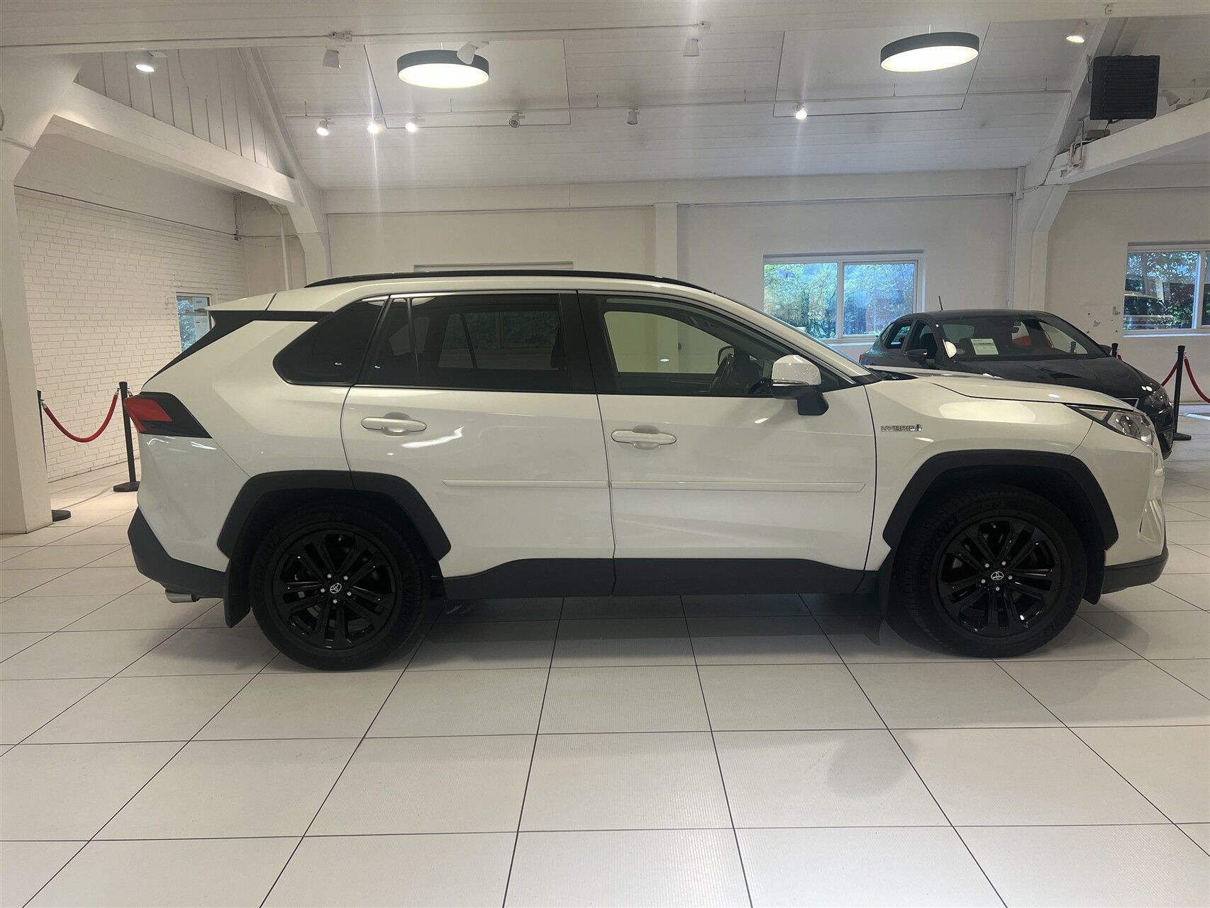 Billede af Toyota RAV4 2,5 Hybrid H3 Business 218HK 5d 6g Aut.
