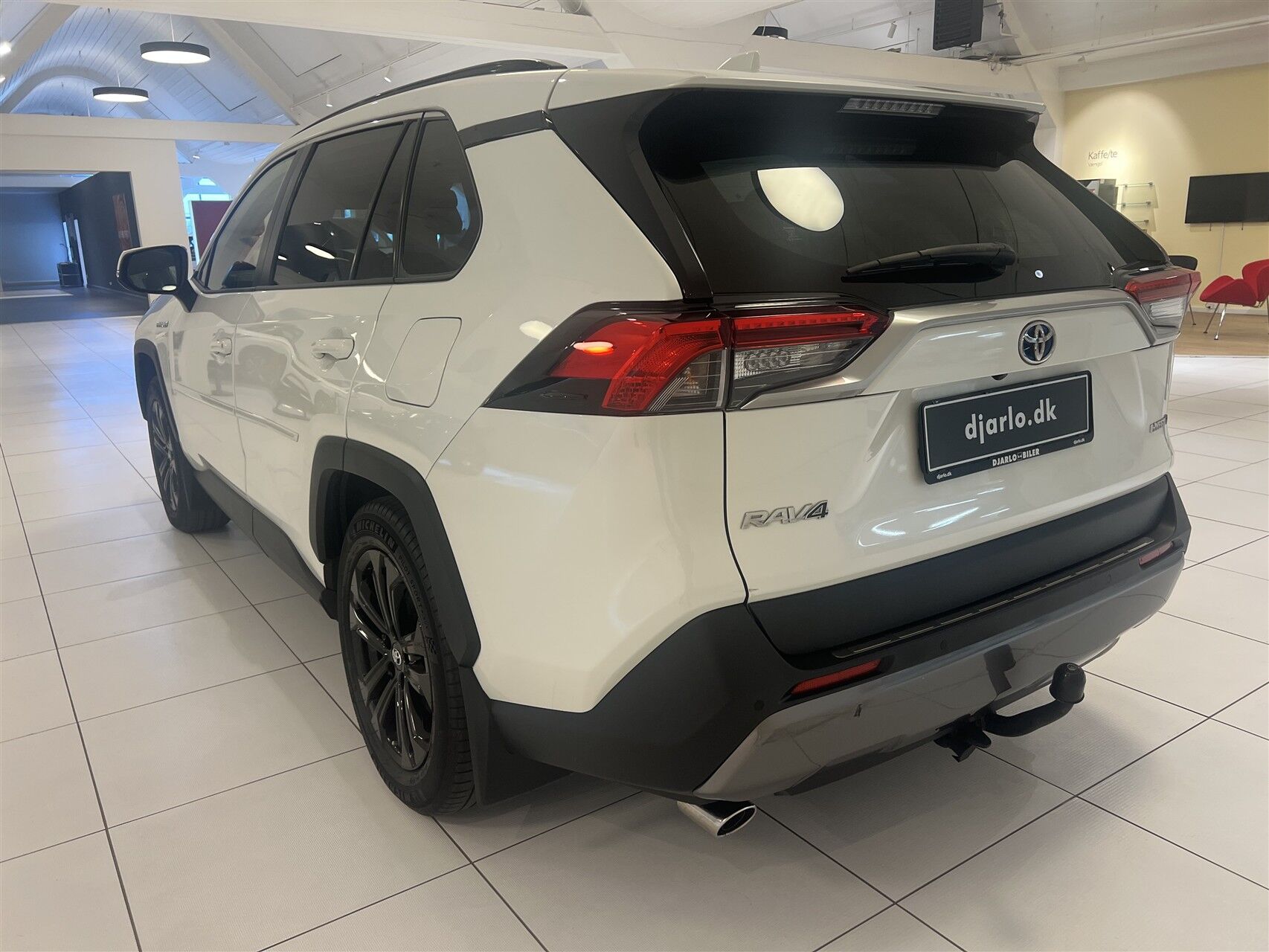 Billede af Toyota RAV4 2,5 Hybrid H3 Business 218HK 5d 6g Aut.