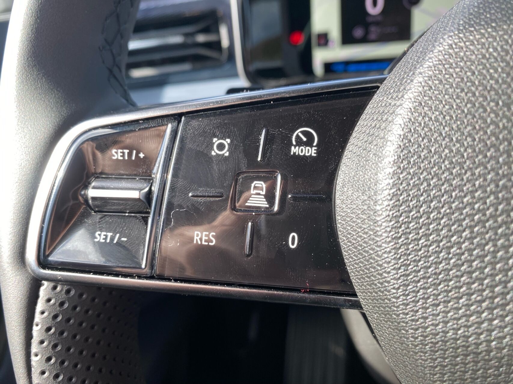 Billede af Nissan Micra EL Evolve 52kWh 150HK 5d Aut.