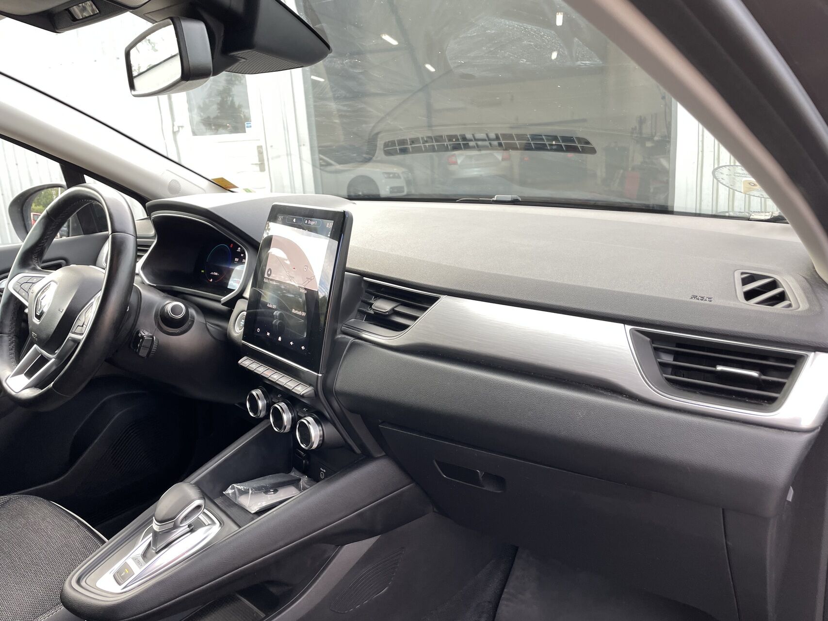 Billede af Renault Captur 1,6 E-TECH  Plugin-hybrid Intens 160HK 5d Aut.
