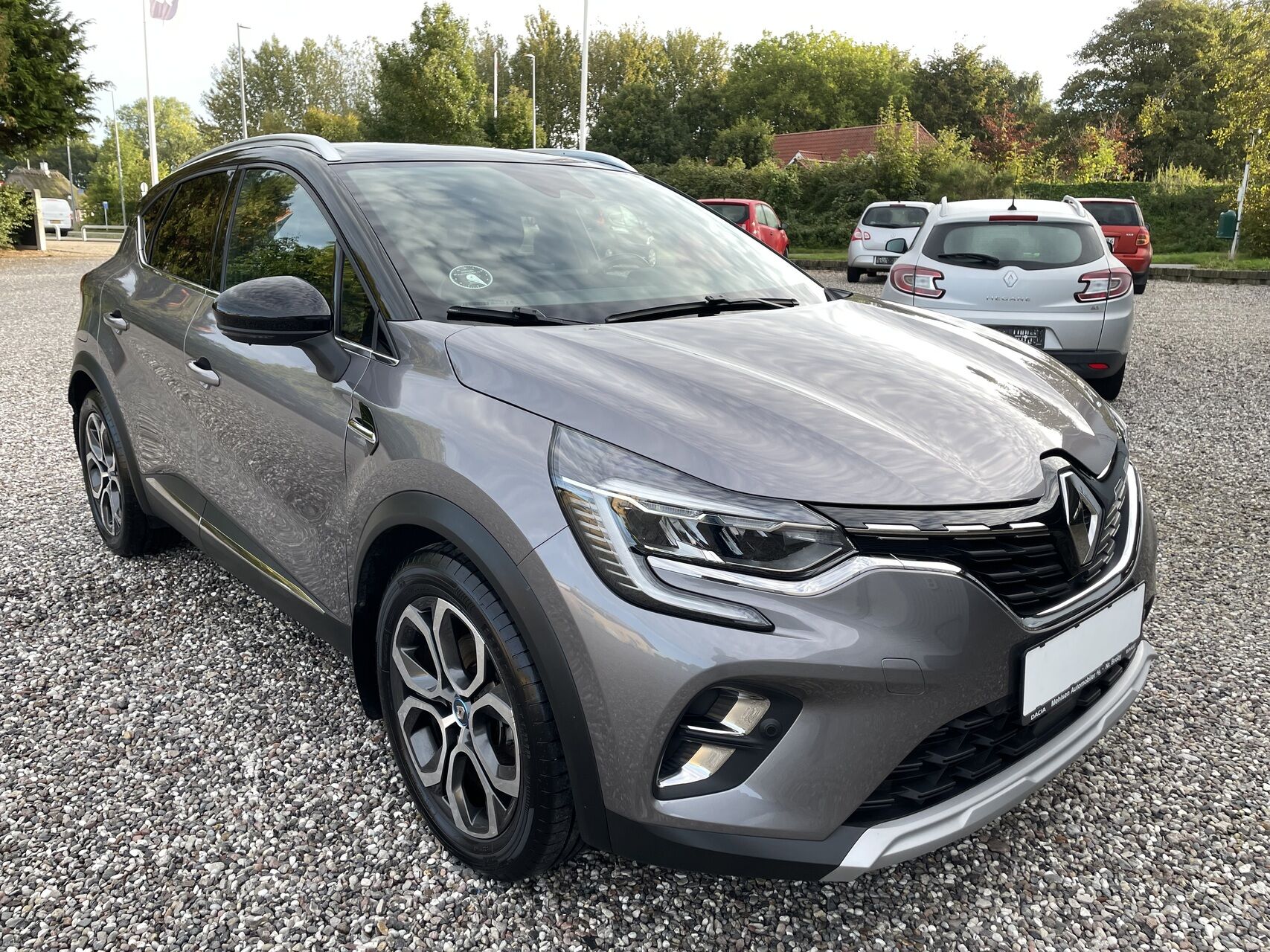 Billede af Renault Captur 1,6 E-TECH  Plugin-hybrid Intens 160HK 5d Aut.