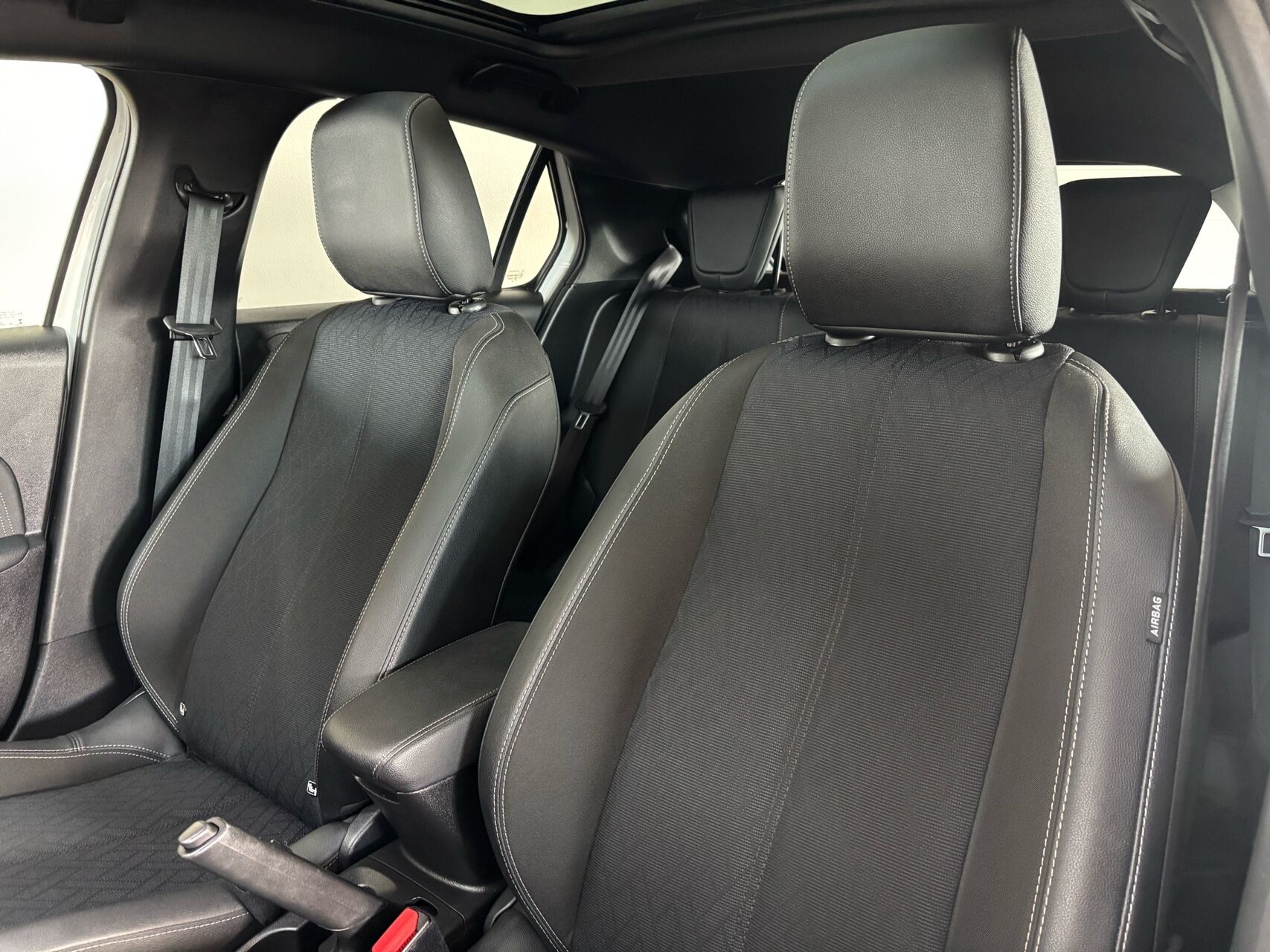 Billede af Opel Corsa 1,2 PureTech Sport 100HK 5d 6g