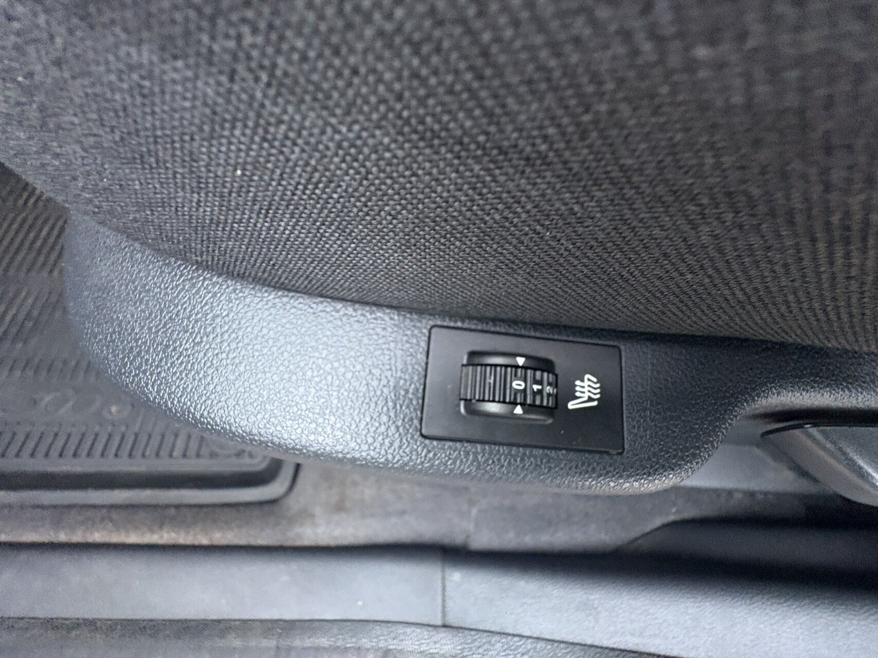 Billede af Peugeot 3008 1,6 HDI Active 114HK 6g