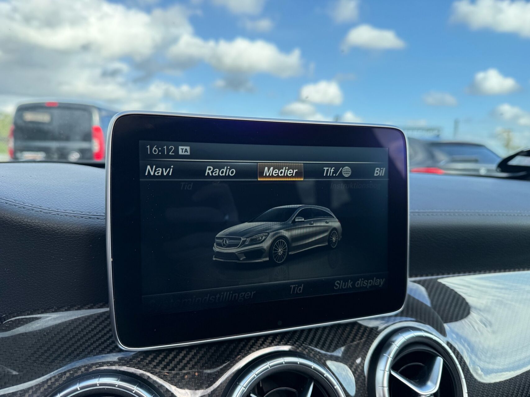 Billede af Mercedes-Benz CLA45 AMG Shooting Brake 2,0 4Matic Speedshift 381HK Stc 7g Aut.