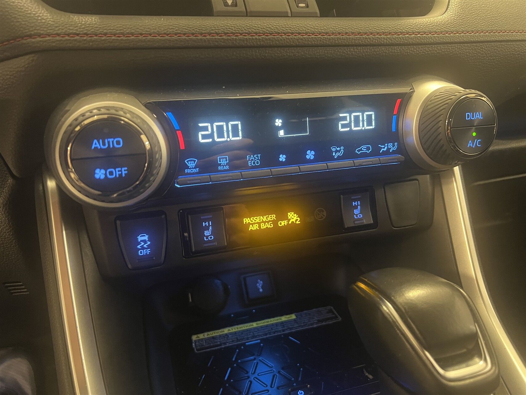 Billede af Toyota RAV4 Plug-in 2,5 Plugin-hybrid H3 Premium AWD 306HK 5d 6g Aut.