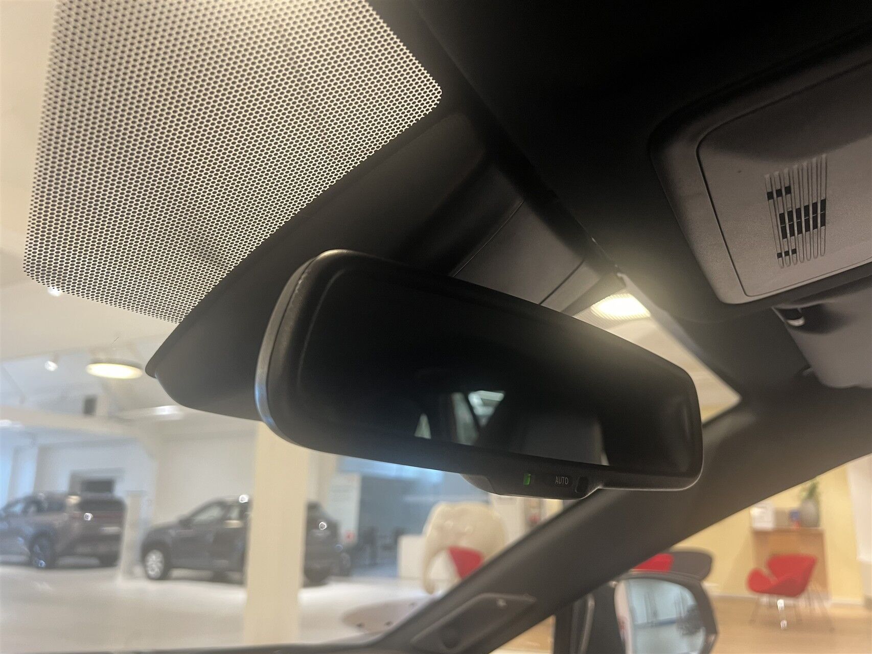 Billede af Toyota RAV4 Plug-in 2,5 Plugin-hybrid H3 Premium AWD 306HK 5d 6g Aut.