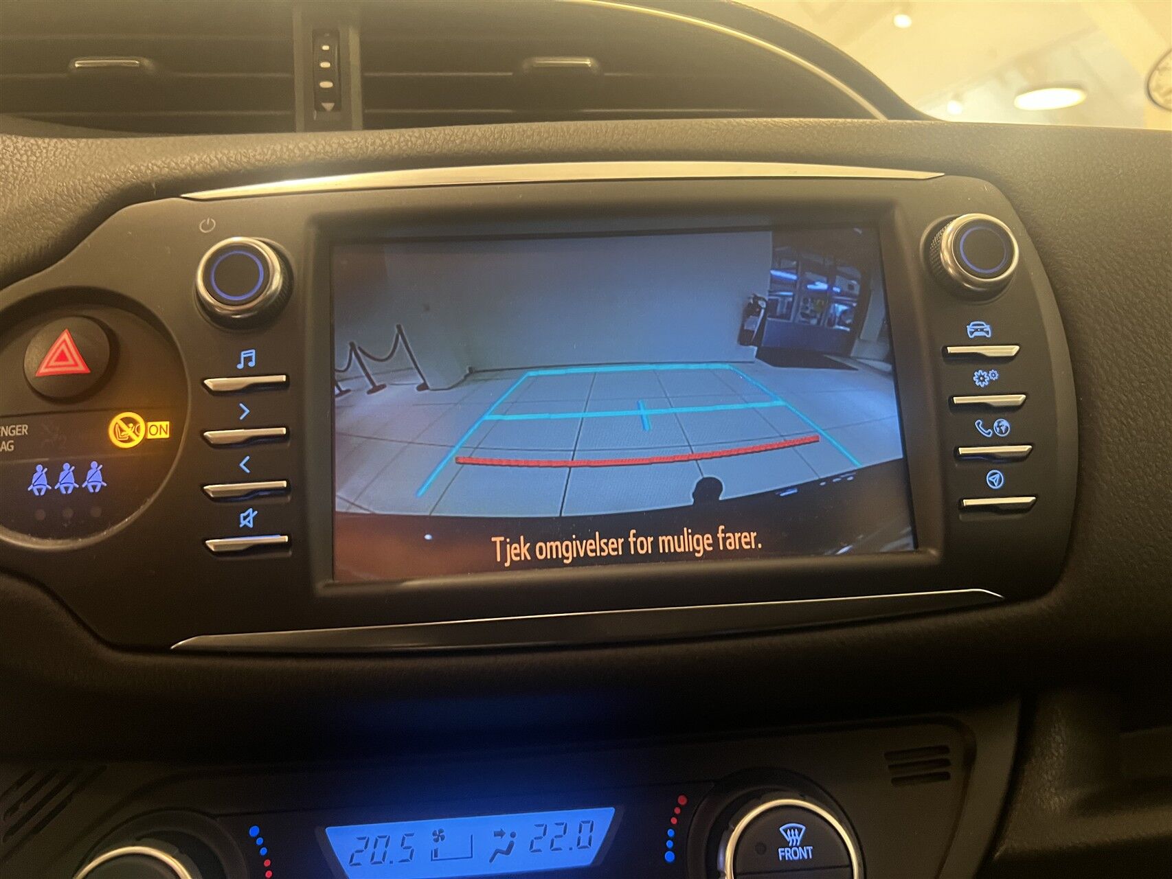 Billede af Toyota Yaris 1,5 VVT-I T3 Smartpakke 111HK 5d 6g