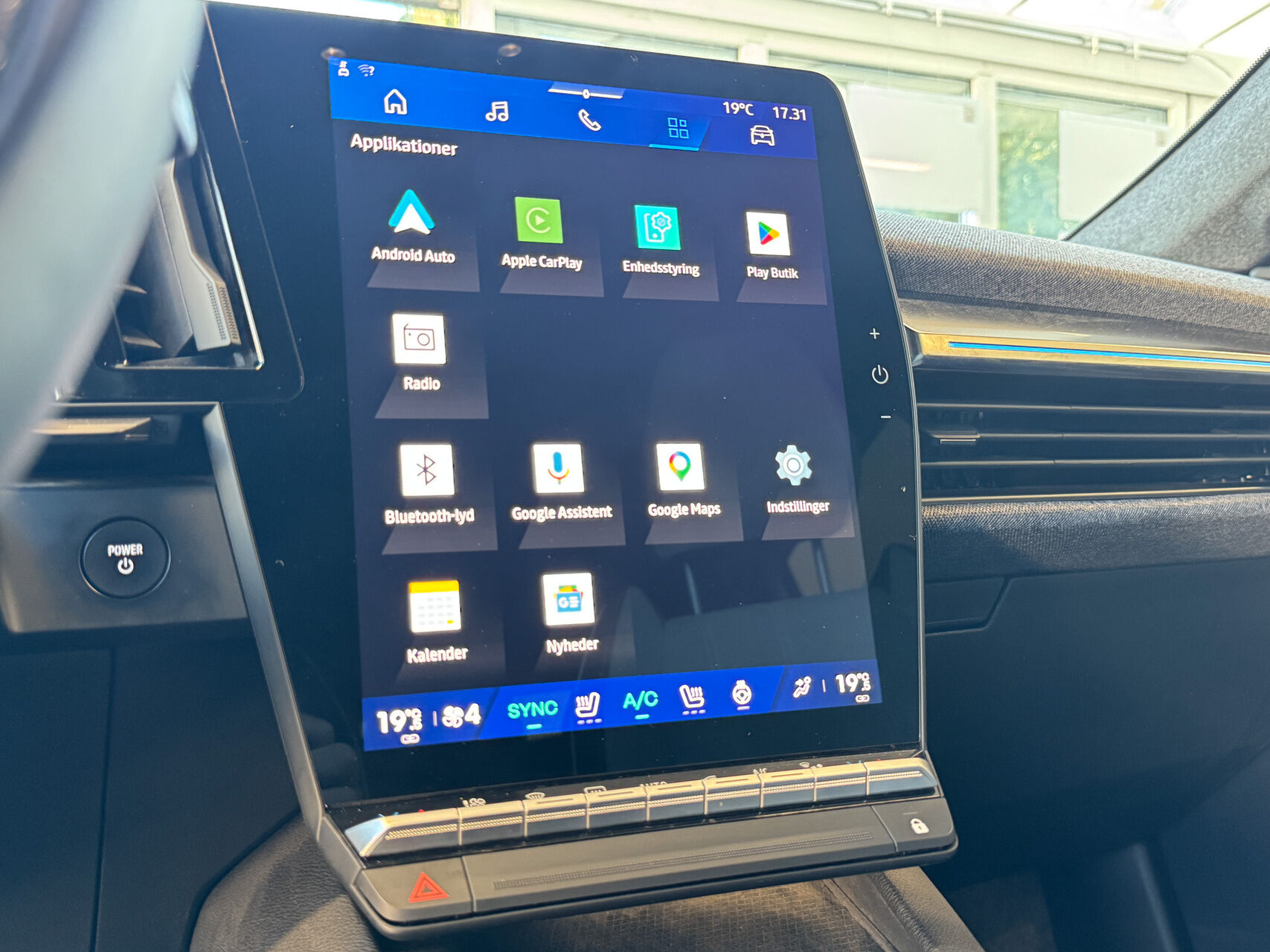 Billede af Renault Scénic E-TECH Techno 220HK Aut.