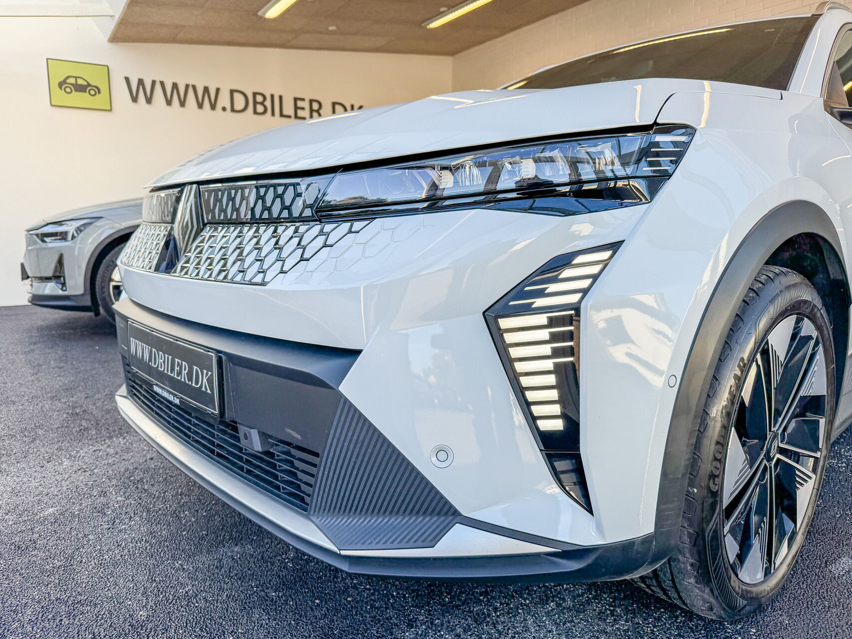 Billede af Renault Scénic E-TECH Techno 220HK Aut.