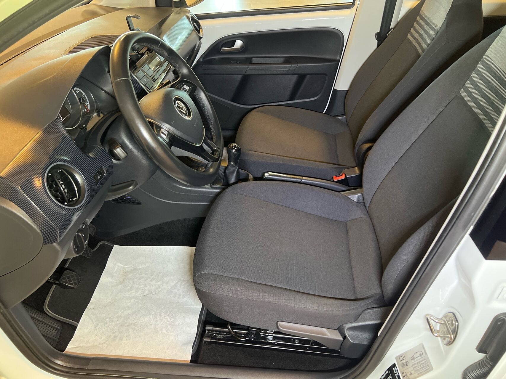Billede af VW up 1,0 MPI 60HK 5d