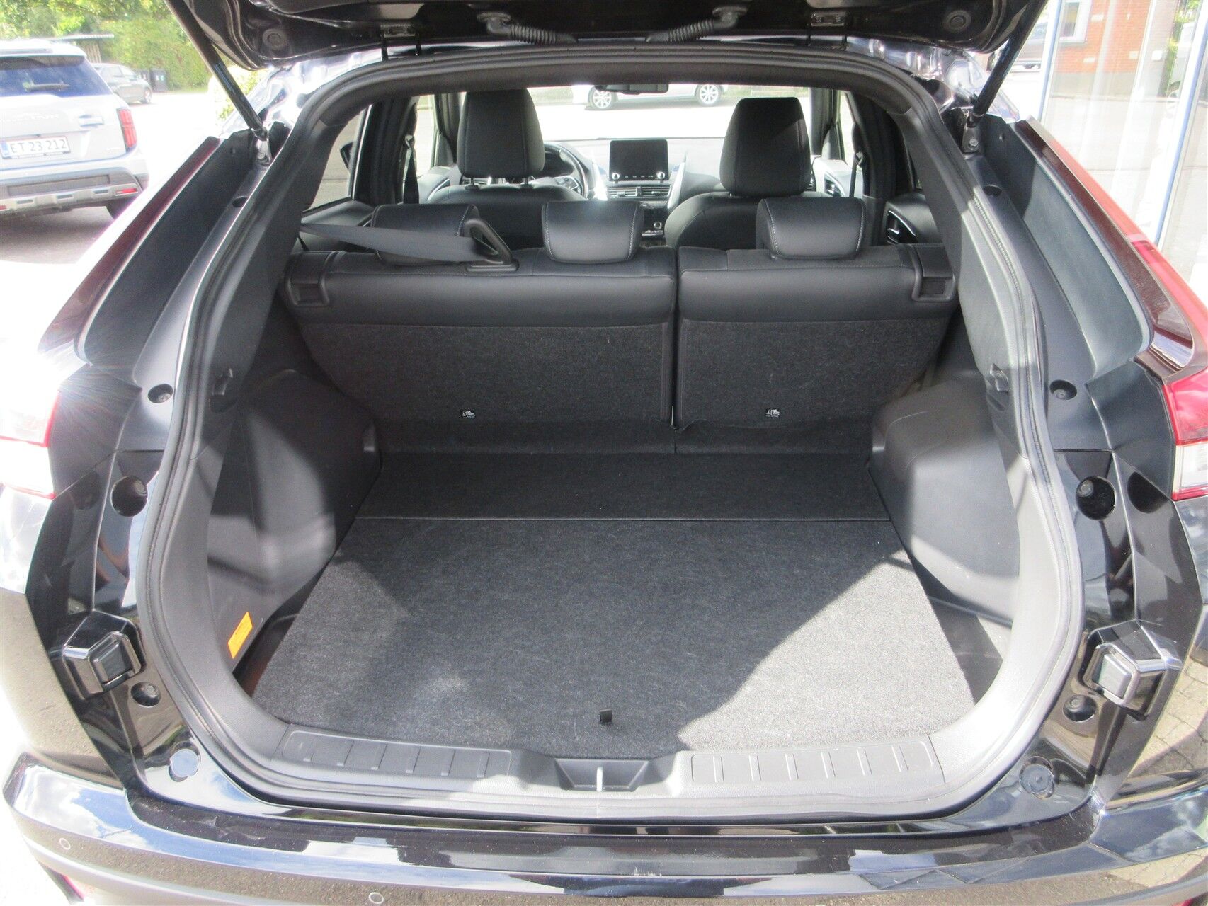 Billede af Mitsubishi Eclipse Cross 2,4 Plugin-hybrid Sport Tech 4WD 188HK 5d Trinl. Gear