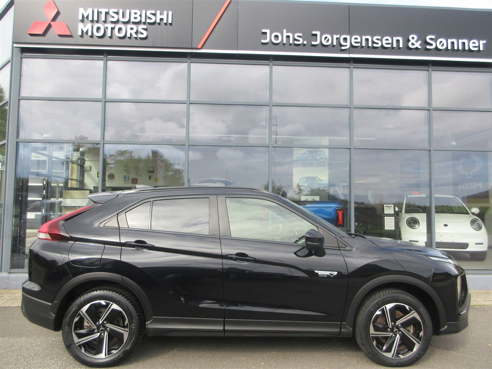 Billede af Mitsubishi Eclipse Cross 2,4 Plugin-hybrid Sport Tech 4WD 188HK 5d Trinl. Gear