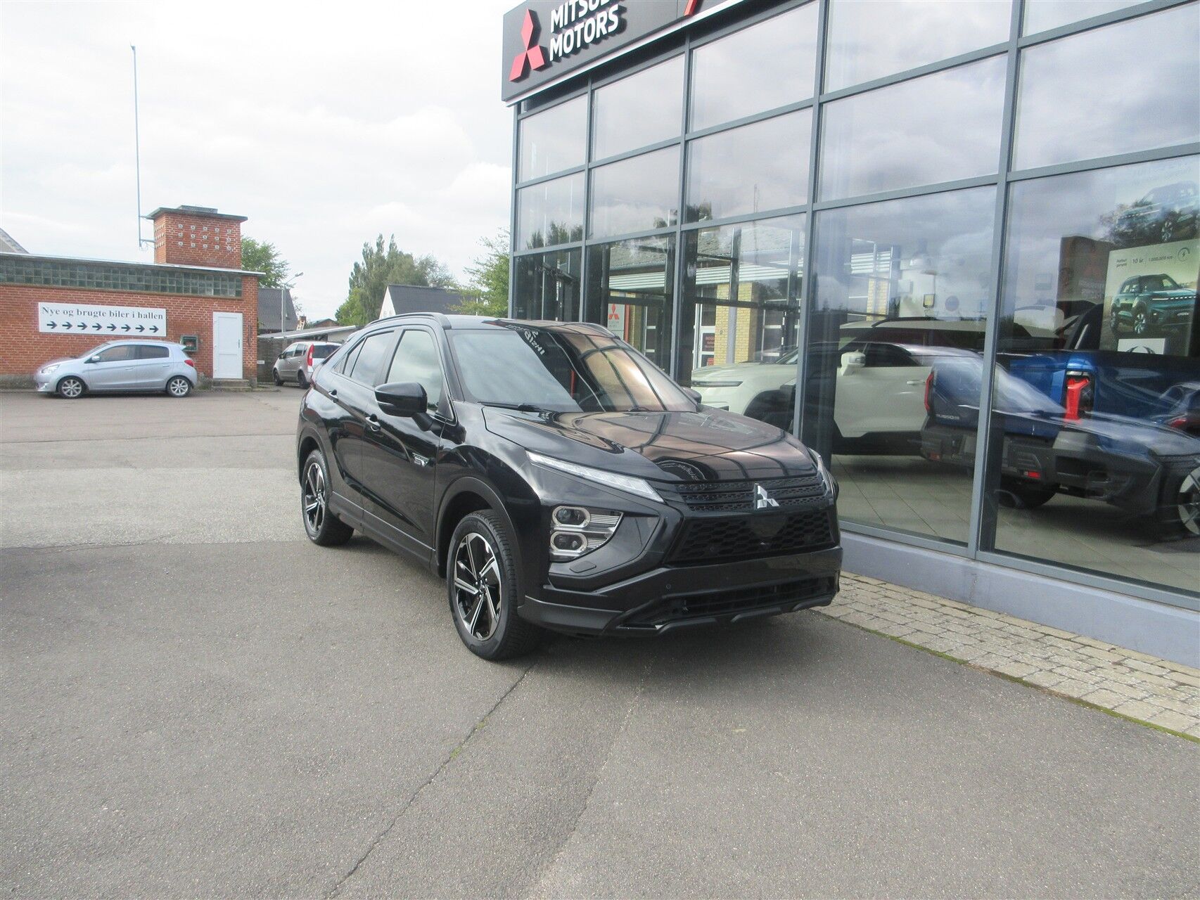 Billede af Mitsubishi Eclipse Cross 2,4 Plugin-hybrid Sport Tech 4WD 188HK 5d Trinl. Gear