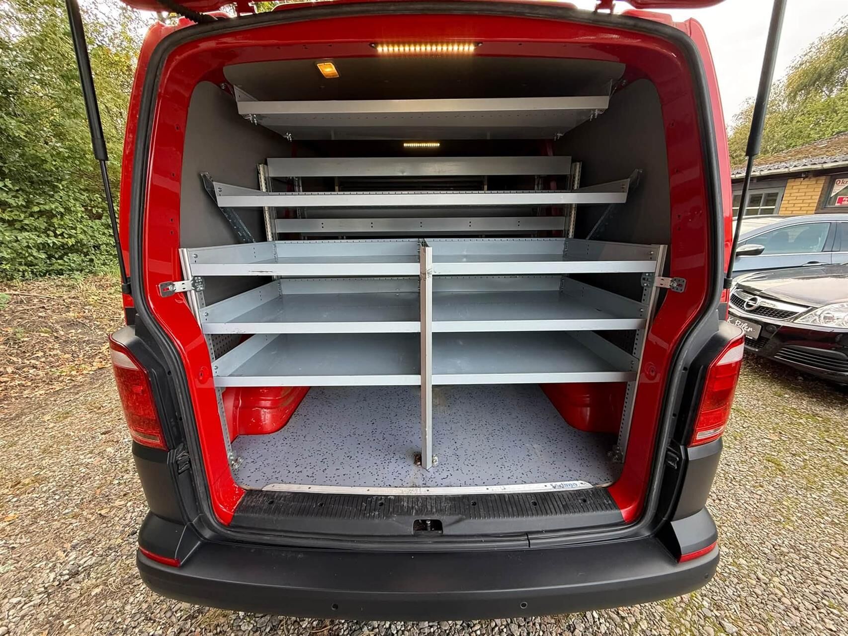 Billede af VW Transporter Kort 2,0 TDI BMT 84HK Van