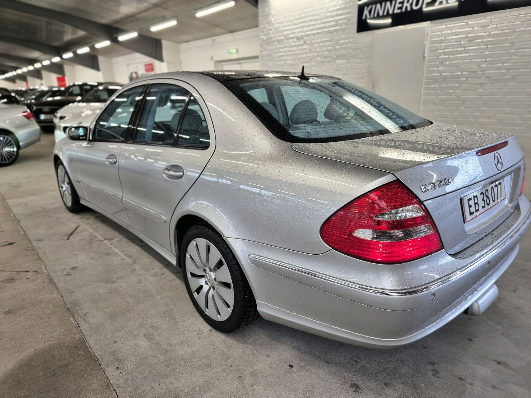 Billede af Mercedes-Benz E320 3,2 224HK Aut.