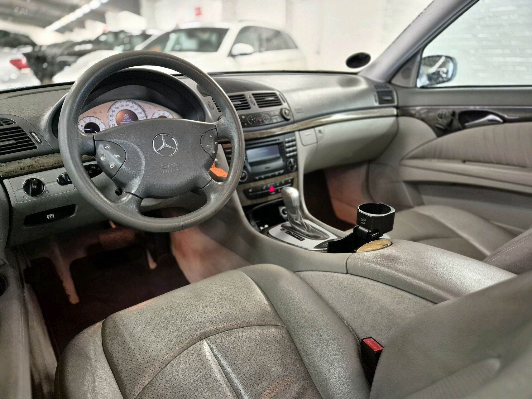 Billede af Mercedes-Benz E320 3,2 224HK Aut.