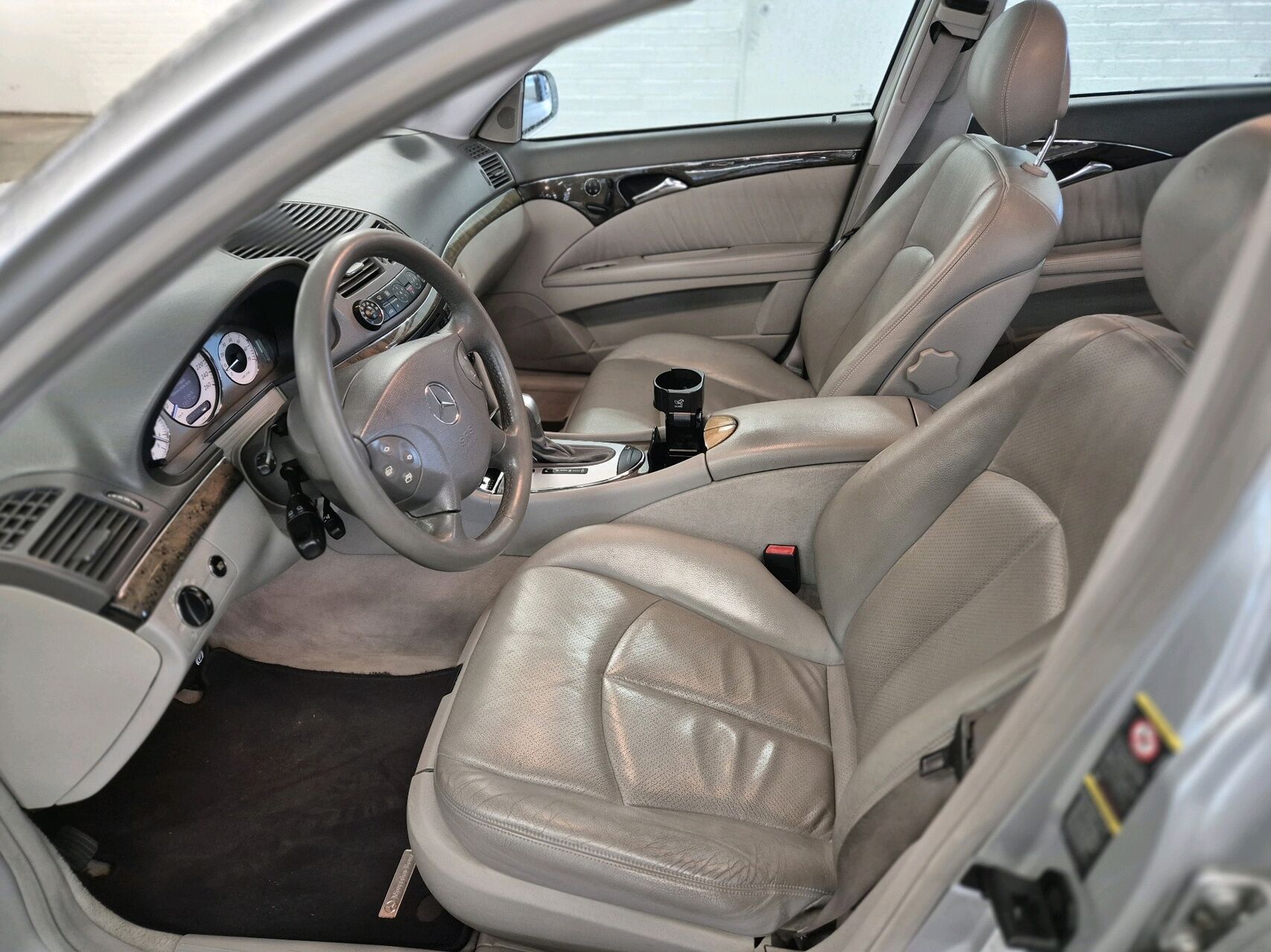 Billede af Mercedes-Benz E320 3,2 224HK Aut.