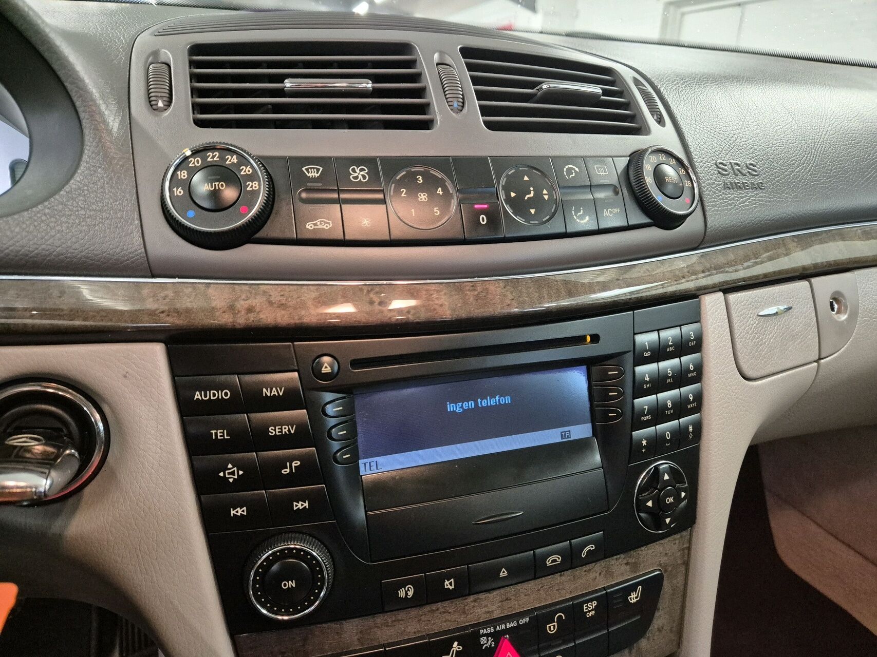 Billede af Mercedes-Benz E320 3,2 224HK Aut.