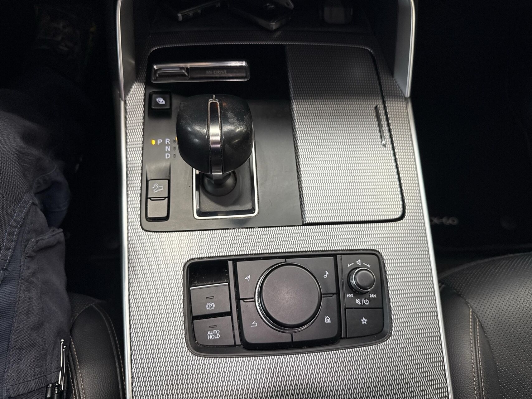 Billede af Mazda CX-60 2,5 e-Skyactiv  Plugin-hybrid Homura AWD 327HK 5d 8g Aut.