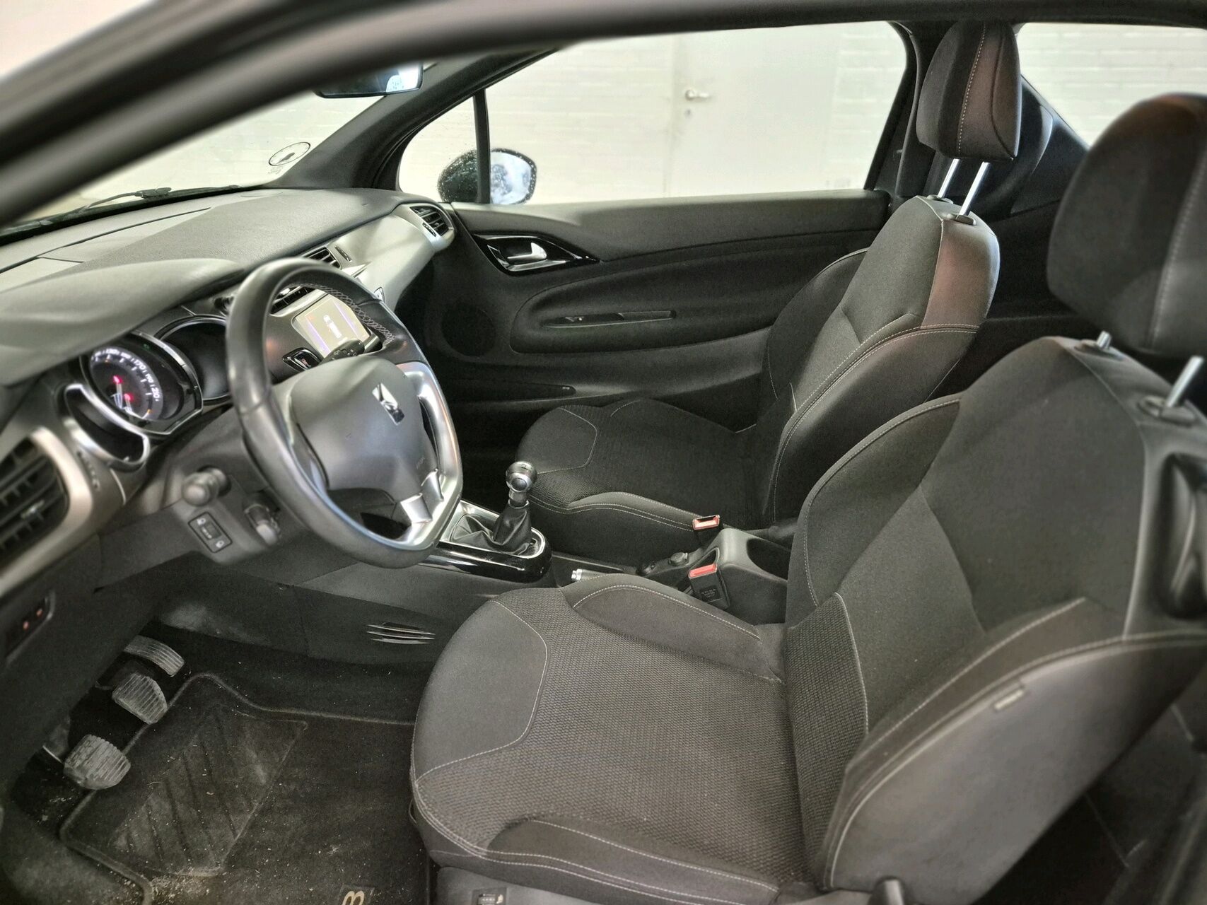 Billede af DS DS3 1,6 Blue HDi Style start/stop 100HK 3d