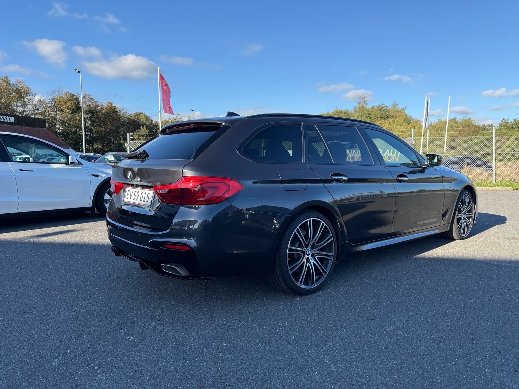 Billede af BMW 520d Touring 2,0 D M-Sport Steptronic 190HK Stc 8g Aut.