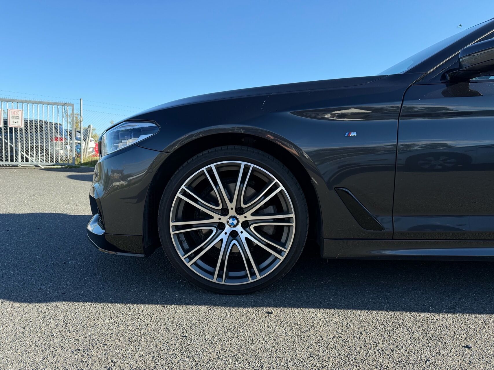 Billede af BMW 520d Touring 2,0 D M-Sport Steptronic 190HK Stc 8g Aut.