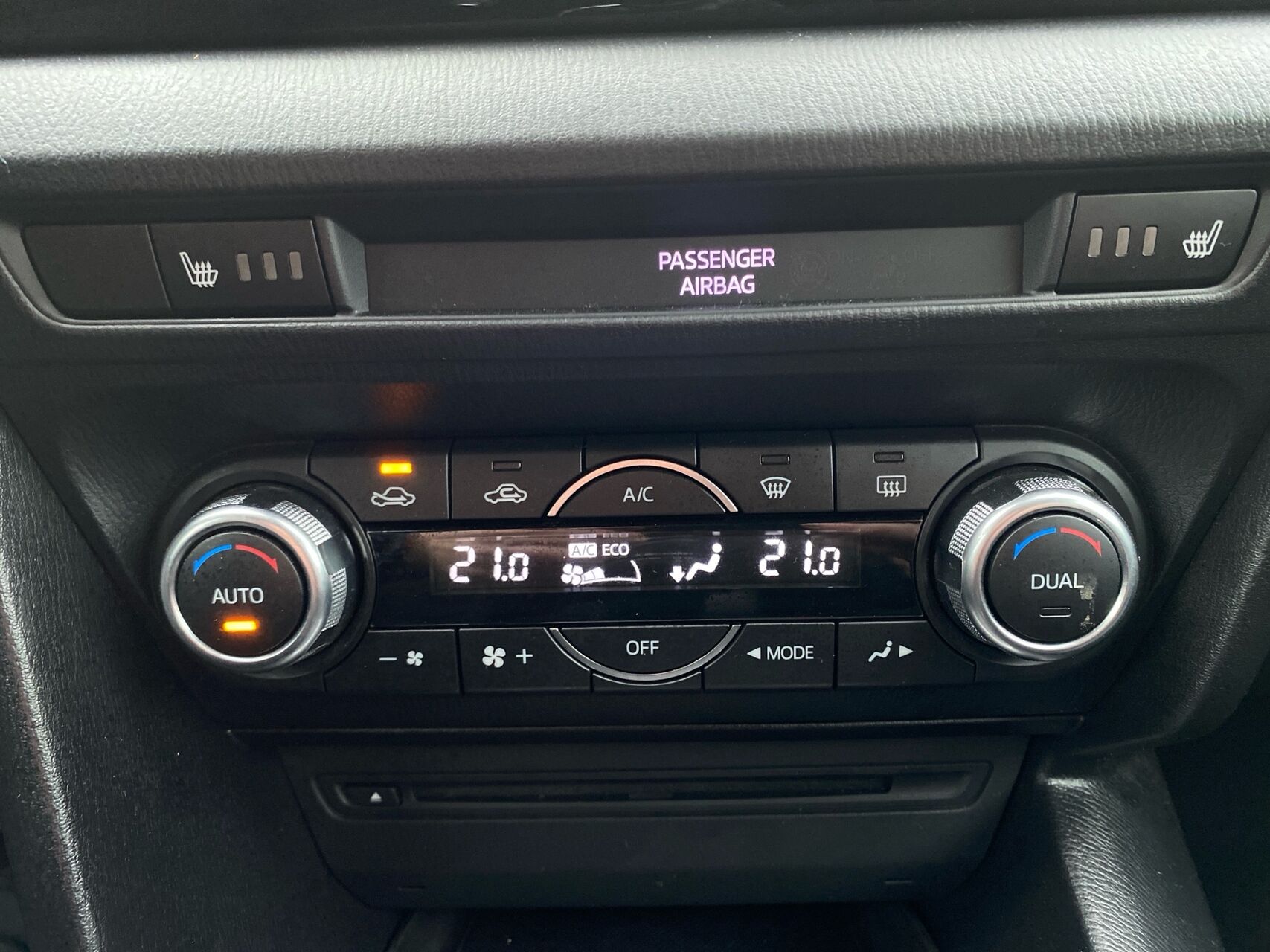 Billede af Mazda 3 2,0 Skyactiv-G Vision 120HK 5d 6g