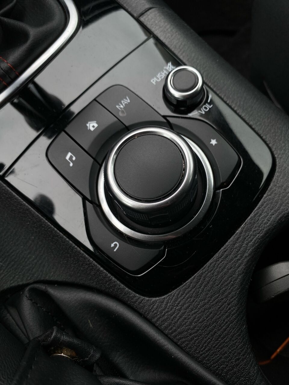 Billede af Mazda 3 2,0 Skyactiv-G Vision 120HK 5d 6g