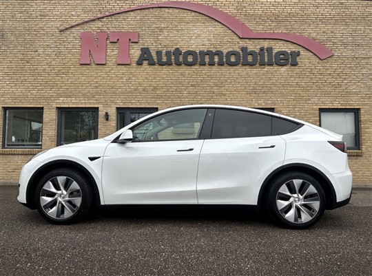 Tesla Model Y EL RWD 299HK 5d Aut.