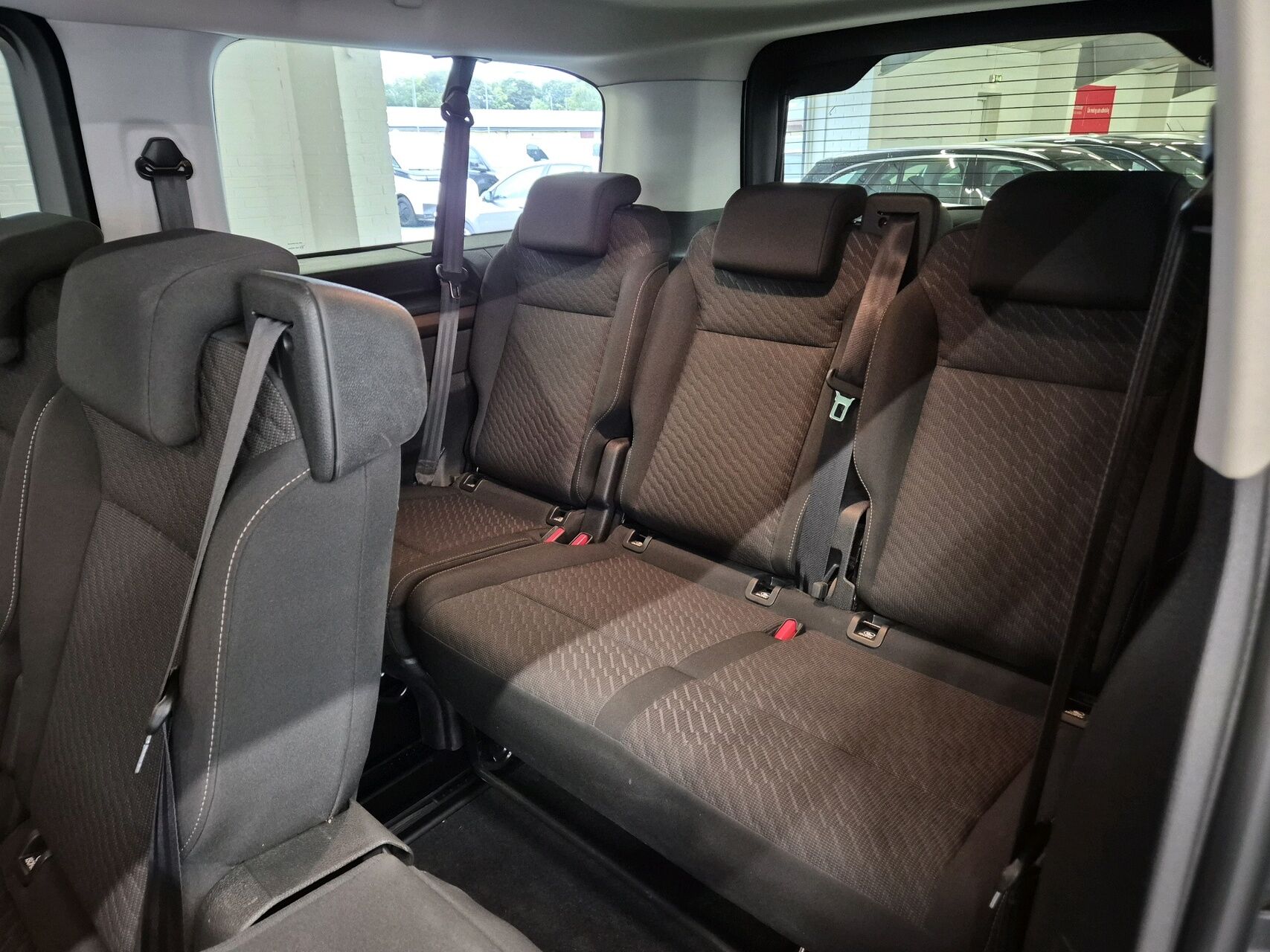 Billede af Toyota Proace Verso Electric Long EL Combi m/Dobbelt bagdør, En Skydedør 136HK Aut.