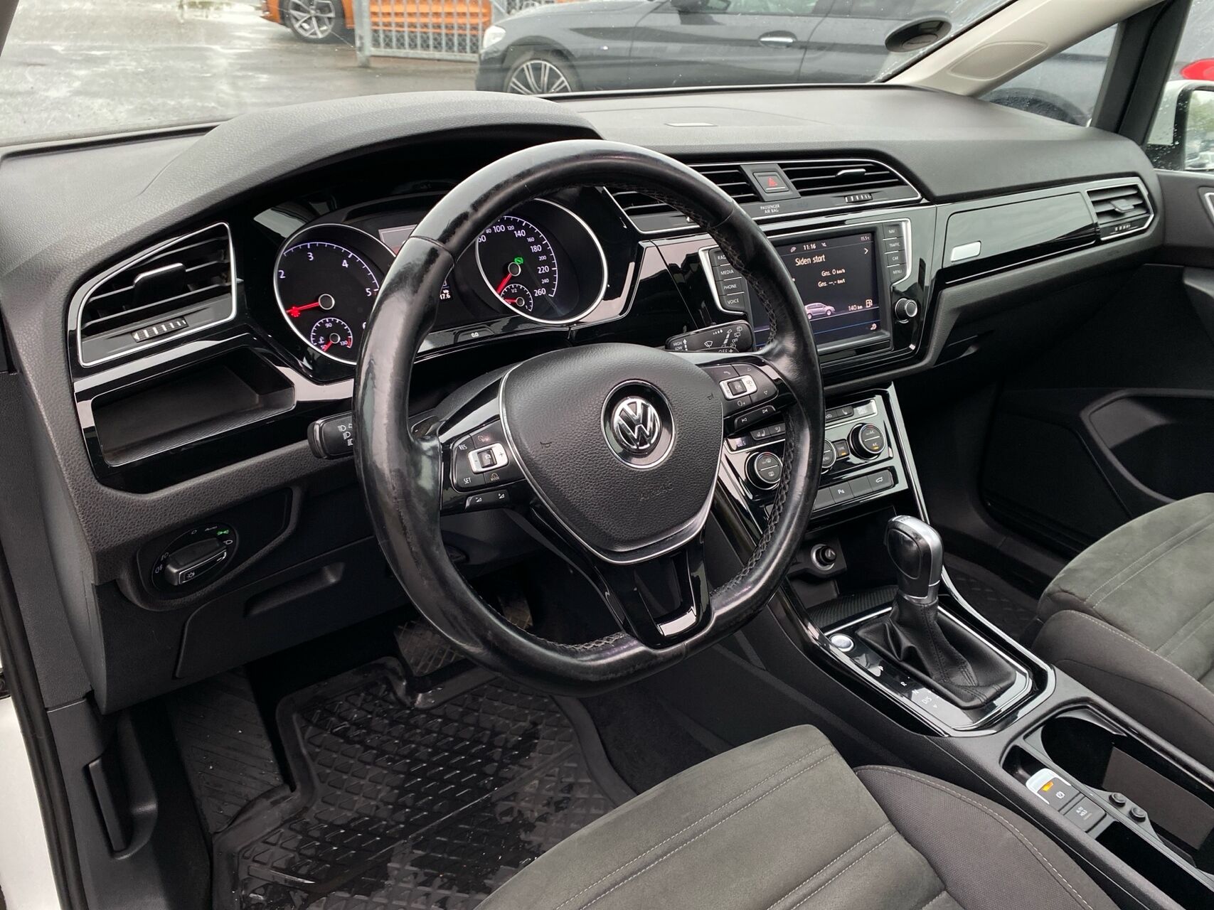 Billede af VW Touran 2,0 TDI BMT SCR Highline DSG 190HK 6g Aut.