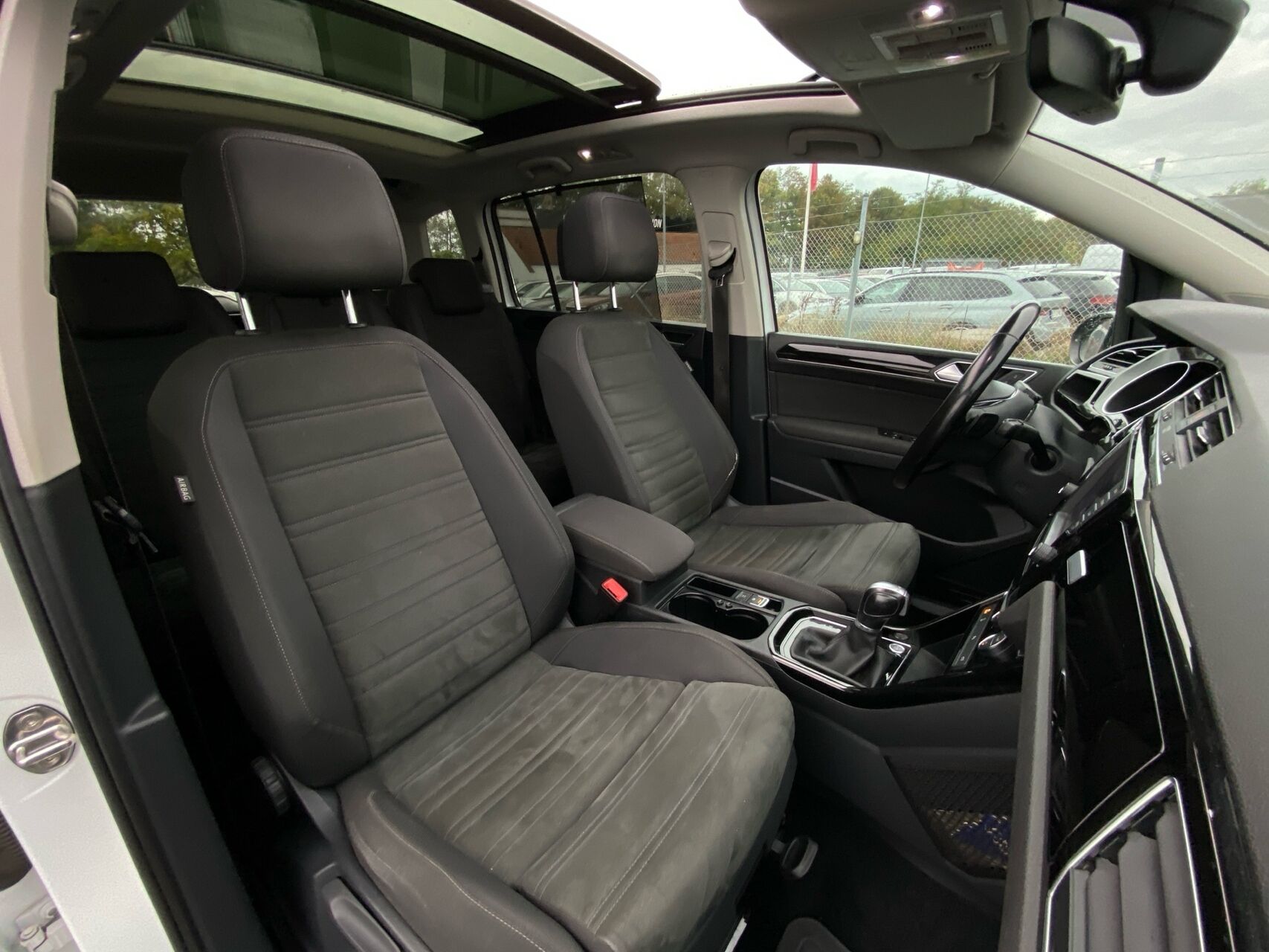 Billede af VW Touran 2,0 TDI BMT SCR Highline DSG 190HK 6g Aut.