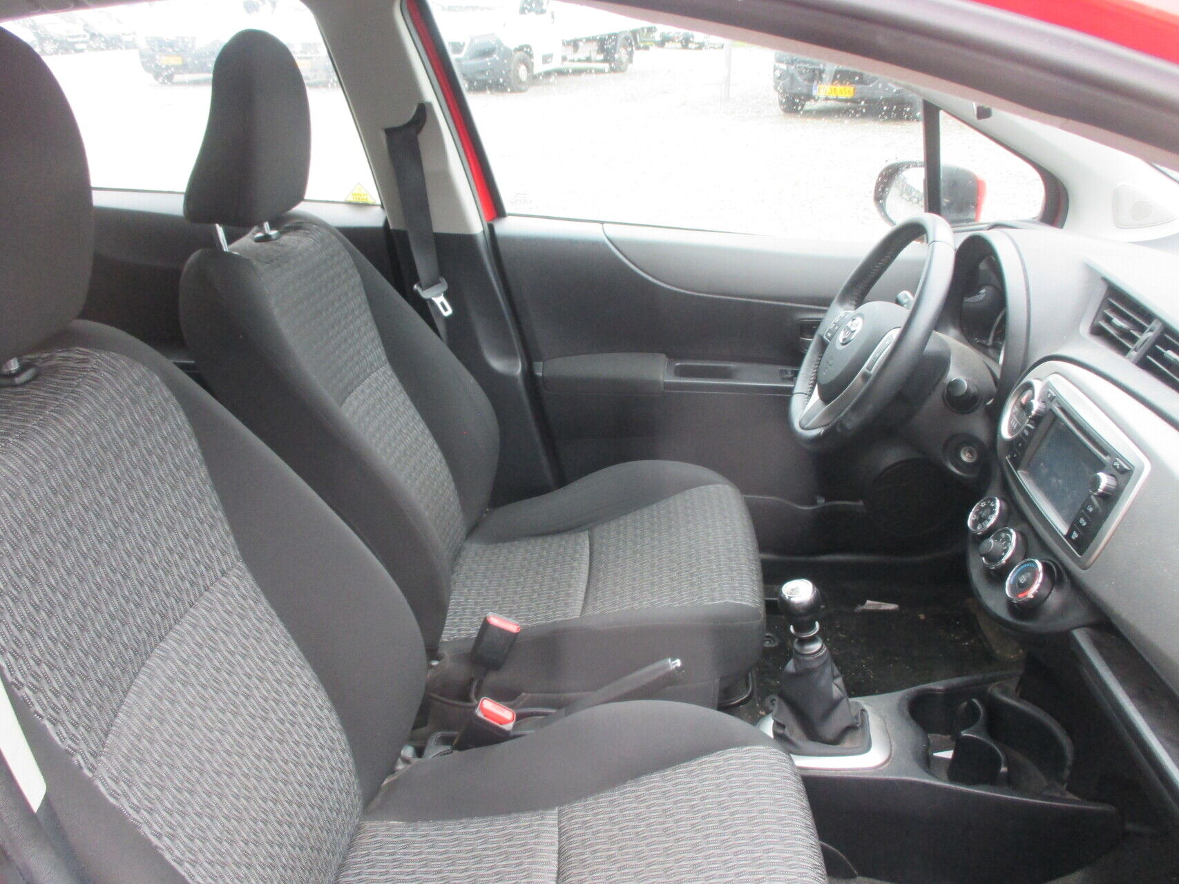Billede af Toyota Yaris 1,3 VVT-I T2 Touch 100HK 5d 6g