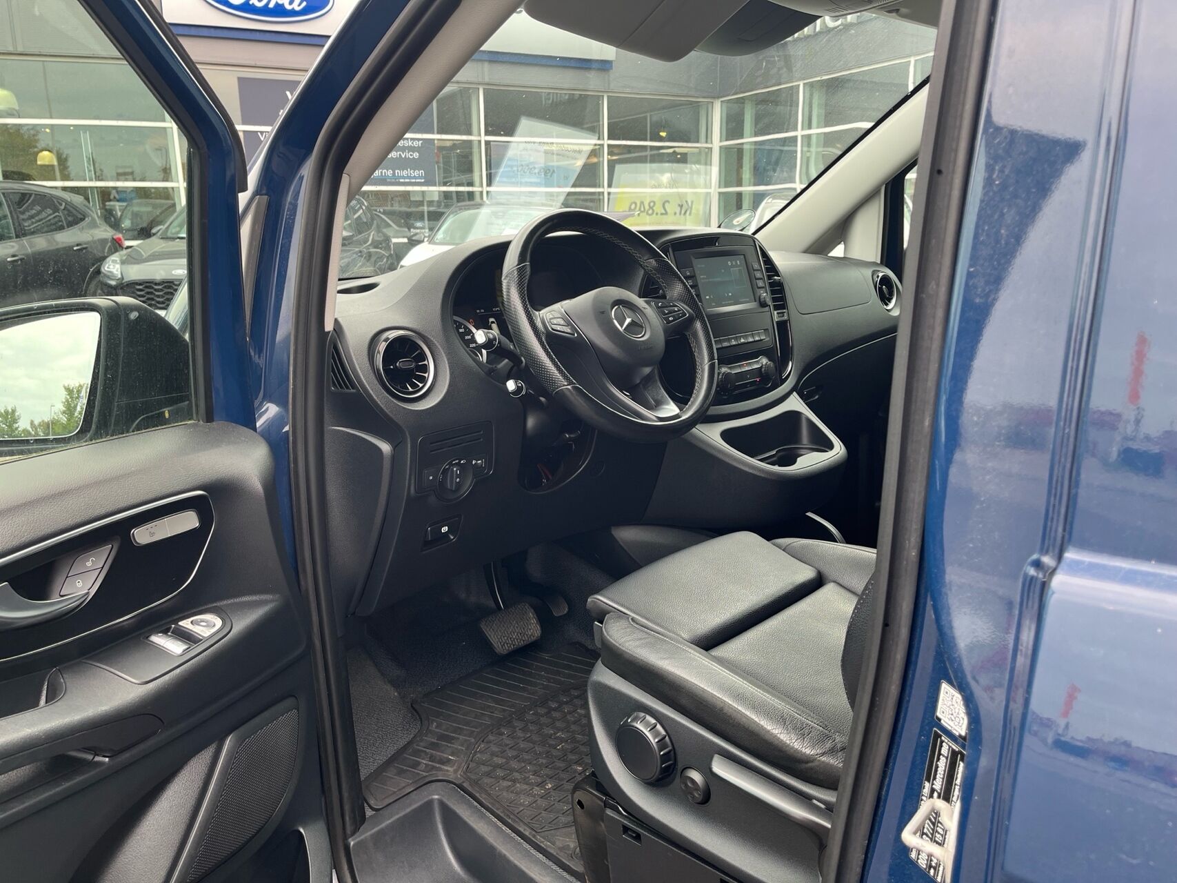 Billede af Mercedes-Benz Vito 116 A1 2,0 CDI RWD 9G-Tronic 163HK Van Aut.