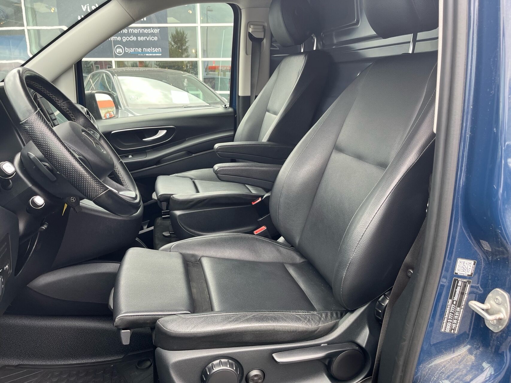Billede af Mercedes-Benz Vito 116 A1 2,0 CDI RWD 9G-Tronic 163HK Van Aut.