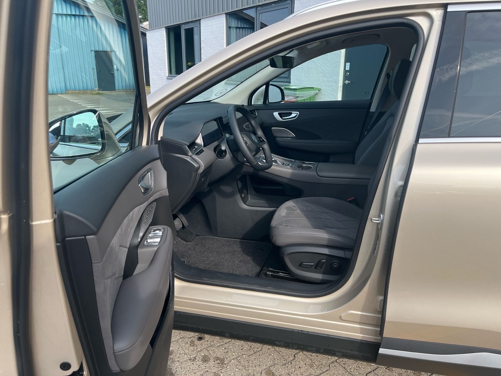 Billede af MG MGS6 Electric Long Range Luxury 245HK 5d Aut.