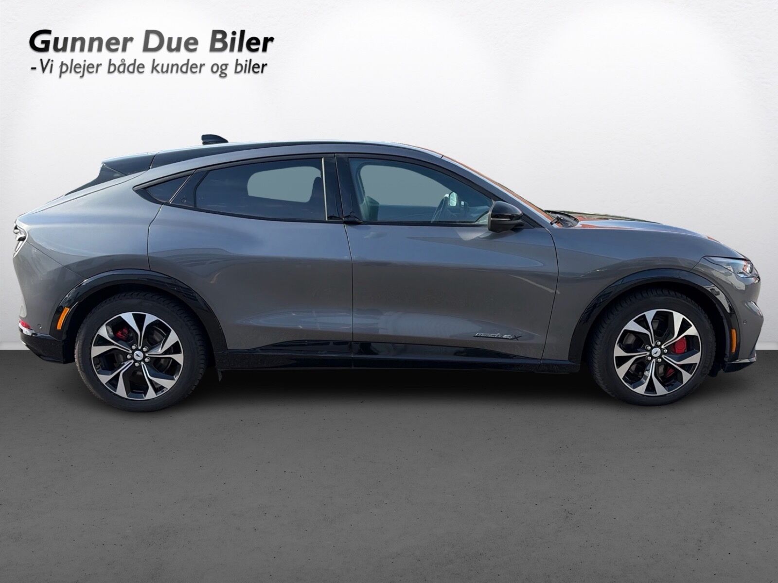 Billede af Ford Mustang Mach-E EL UR Premium AWD 351HK 5d Aut.