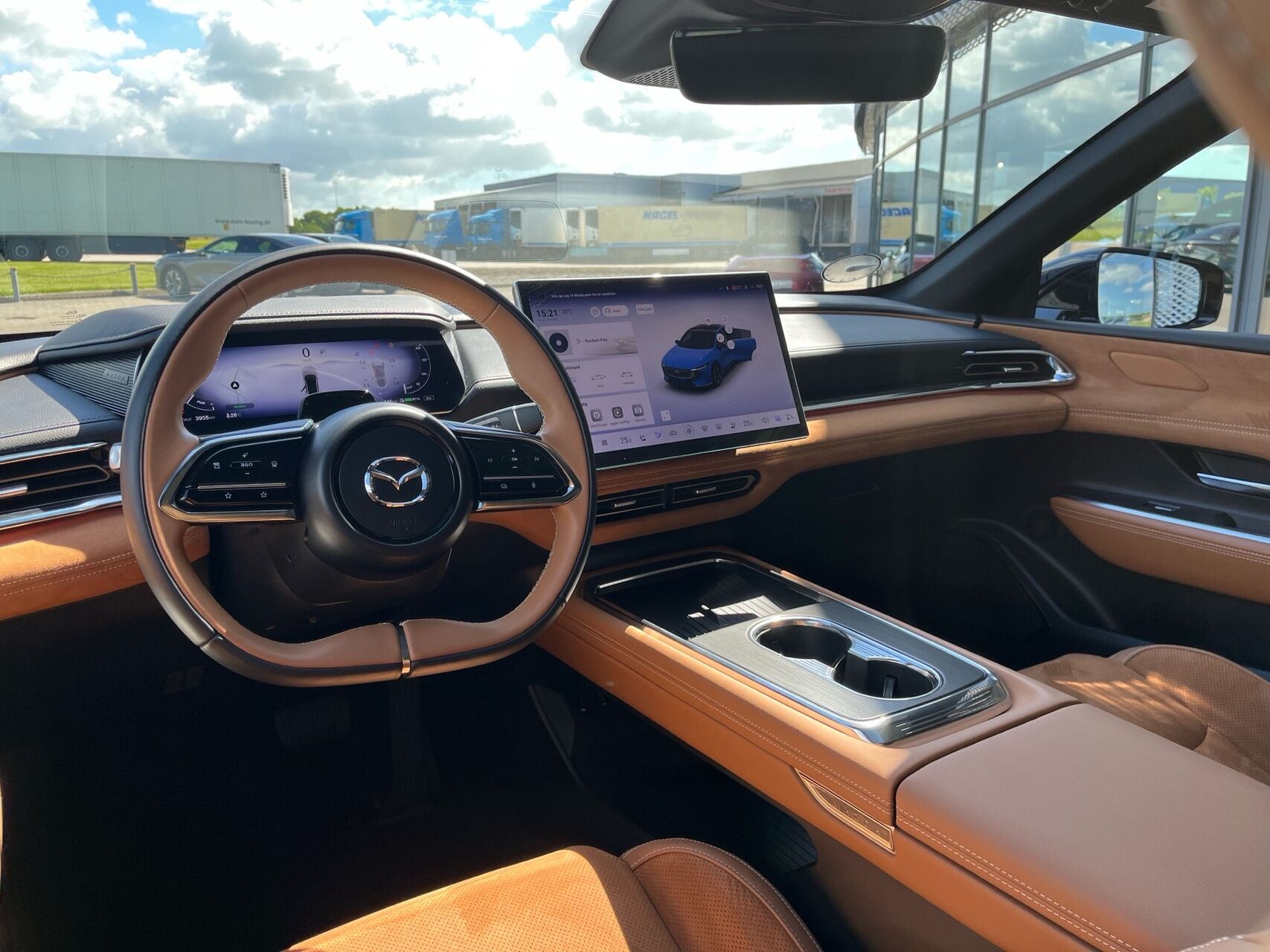 Billede af Mazda 6e EL Takumi Plus 258HK 5d Aut.