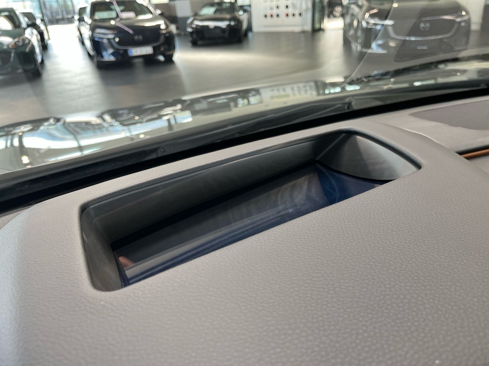 Billede af Mazda 6e EL Takumi Plus 258HK 5d Aut.